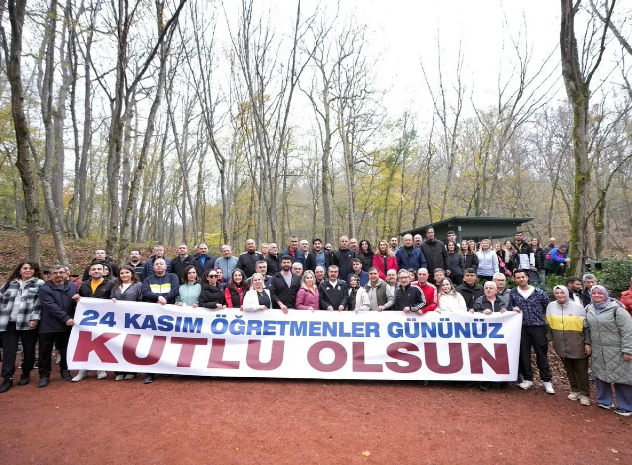 Gaziosmanpaşa'da Öğretmenler Günü Doğa Yürüyüşüyle Kutlandı Gaziosmanpaşa'da Öğretmenler Günü Doğa Yürüyüşüyle Kutlandı