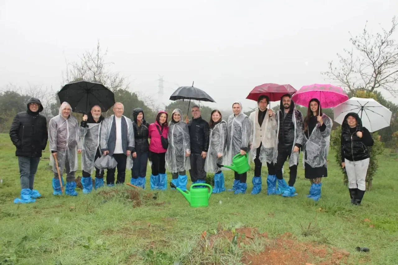 İstanbul Beykoz'da Öğretmenler Günü'nde Doğaya Nefes Olacak Fidan Dikim Etkinliği İstanbul Beykoz'da Öğretmenler Günü'nde Doğaya Nefes Olacak Fidan Dikim Etkinliği