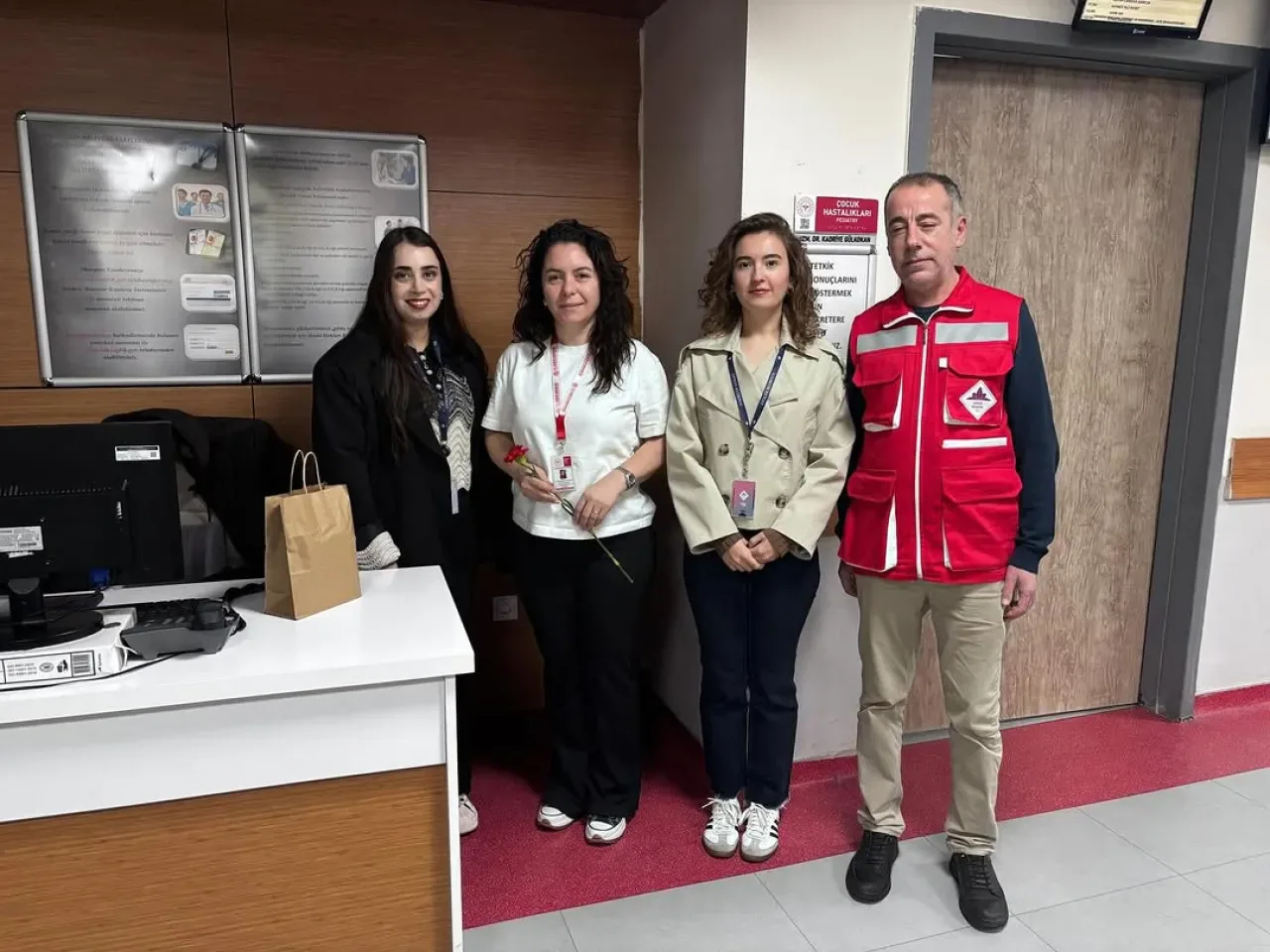 Çatalca Belediyesi, Tıbbi Sekreterler Günü'nü Kutladı Çatalca Belediyesi, Tıbbi Sekreterler Günü'nü Kutladı