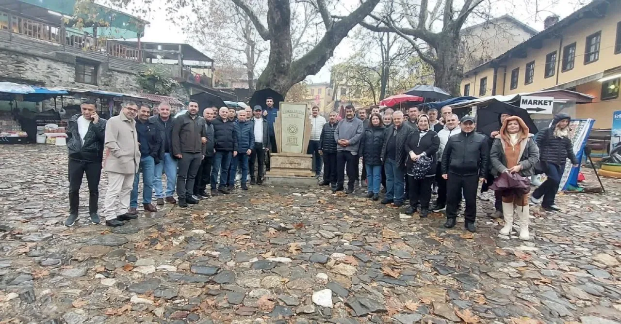 Kâğıthane'deki Eğitim Yöneticileri Bursa'nın Kültürel Mirasını Yerinde İnceledi Kâğıthane'deki Eğitim Yöneticileri Bursa'nın Kültürel Mirasını Yerinde İnceledi