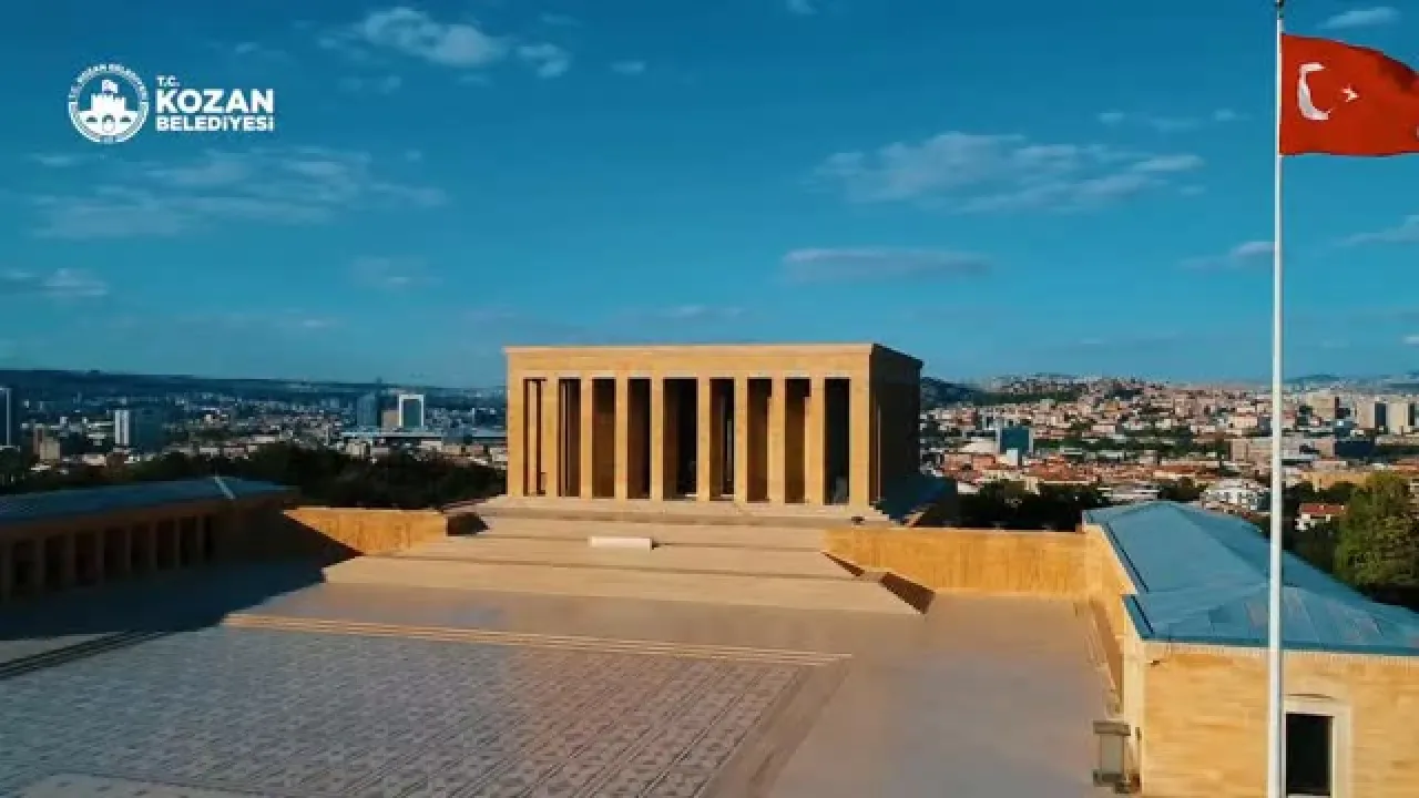 Kozanlı Gençler Atatürk'ün Huzurunda: "Emanetiniz Emin Ellerde" Kozanlı Gençler Atatürk'ün Huzurunda: "Emanetiniz Emin Ellerde"