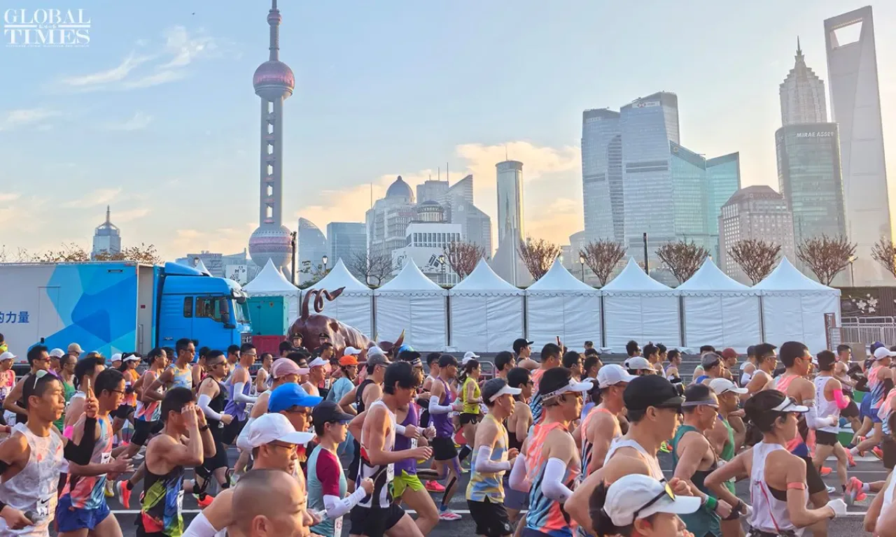 2025 Shanghai Maratonu Rekor Katılımla Başladı: Dünya Devleri Yarıştı 2025 Shanghai Maratonu Rekor Katılımla Başladı: Dünya Devleri Yarıştı
