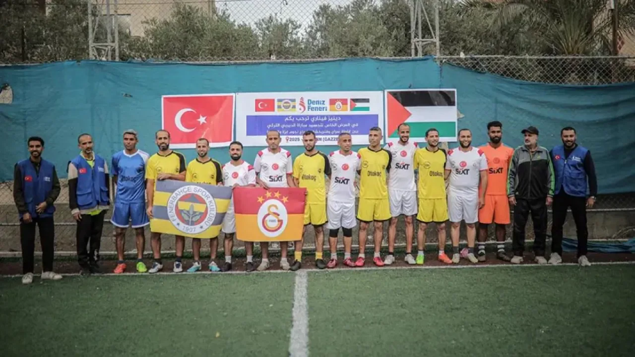 Gazze'de Düzenlenen Sembolik Derbiyi Galatasaray Kazandı Gazze'de Düzenlenen Sembolik Derbiyi Galatasaray Kazandı