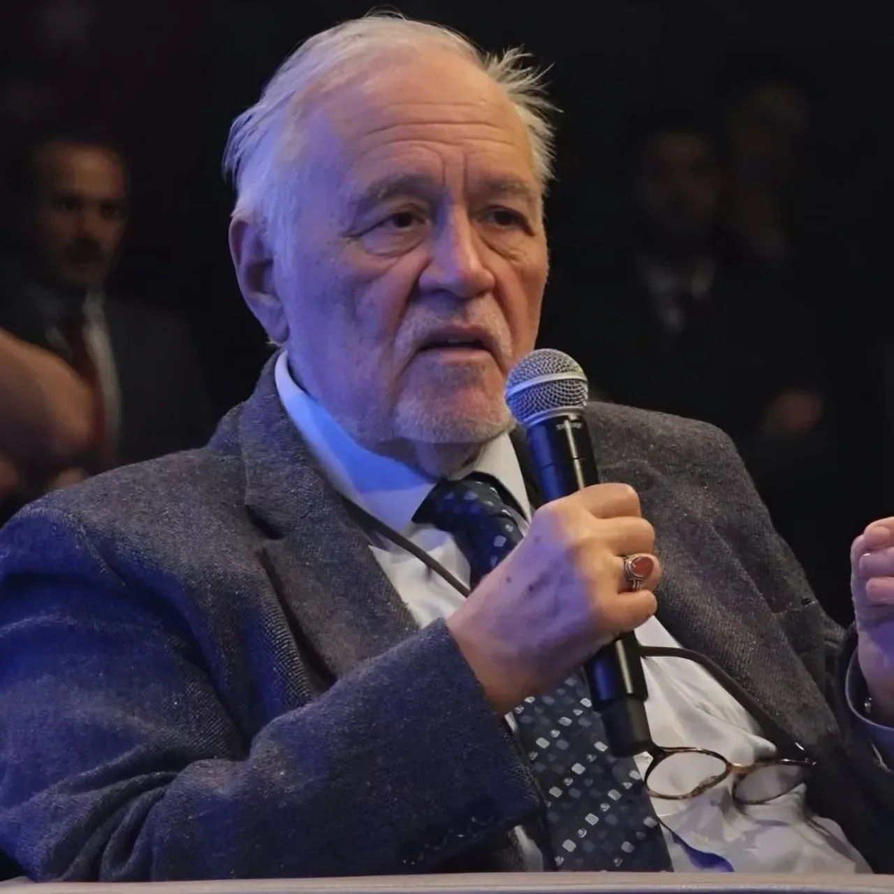 İlber Ortaylı, Papa'nın Ayasofya Ziyaretine İlişkin Değerlendirmelerde Bulundu İlber Ortaylı, Papa'nın Ayasofya Ziyaretine İlişkin Değerlendirmelerde Bulundu