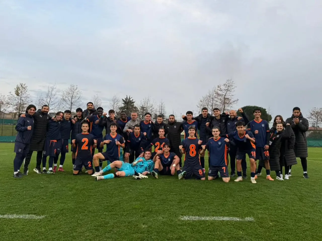 İstanbul Başakşehir U19 Takımı, Kasımpaşa'yı Deplasmanda Mağlup Etti İstanbul Başakşehir U19 Takımı, Kasımpaşa'yı Deplasmanda Mağlup Etti