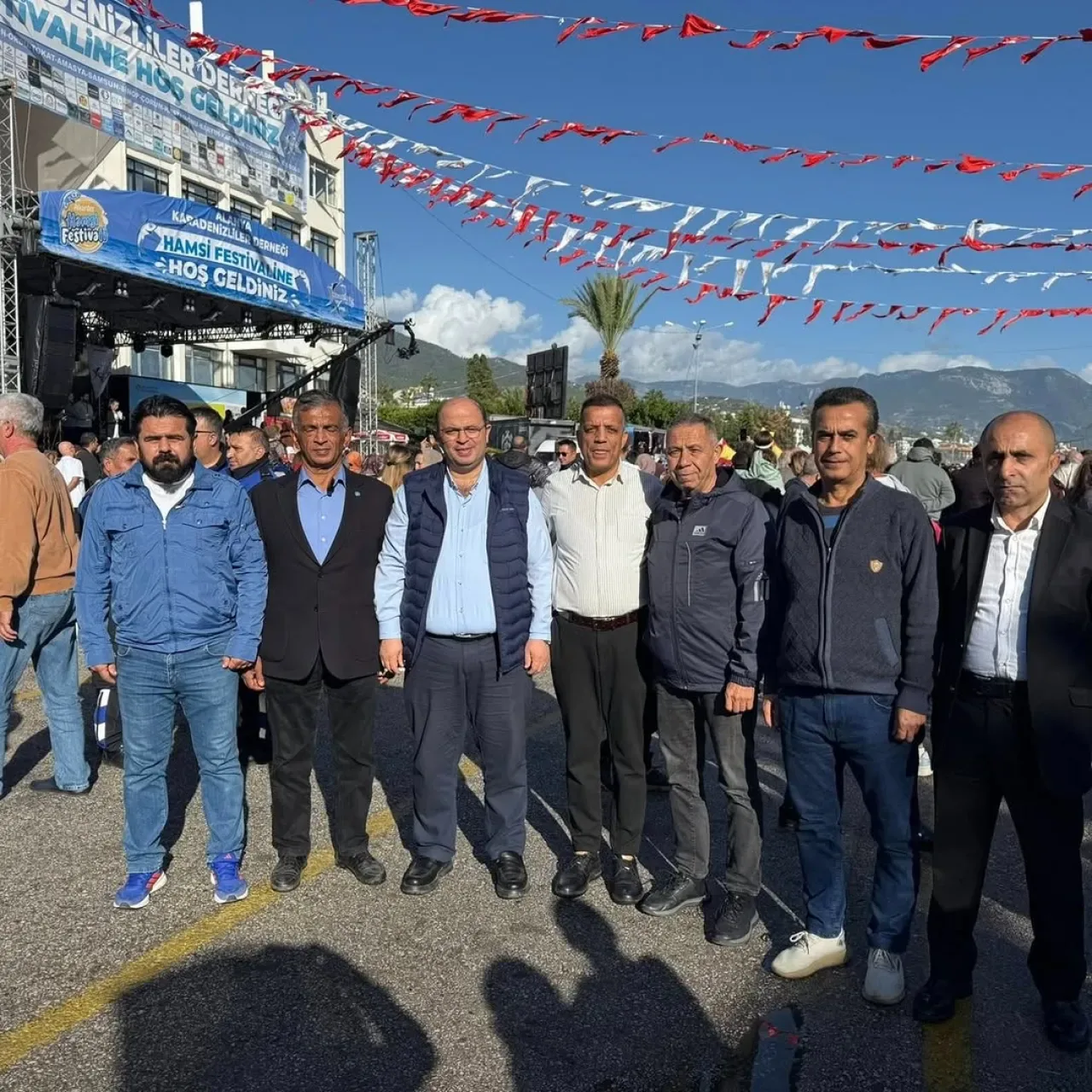 İYİ Parti Alanya İlçe Başkanı Hilmi Er, Alanya Hamsi Festivali'ne Katıldı İYİ Parti Alanya İlçe Başkanı Hilmi Er, Alanya Hamsi Festivali'ne Katıldı
