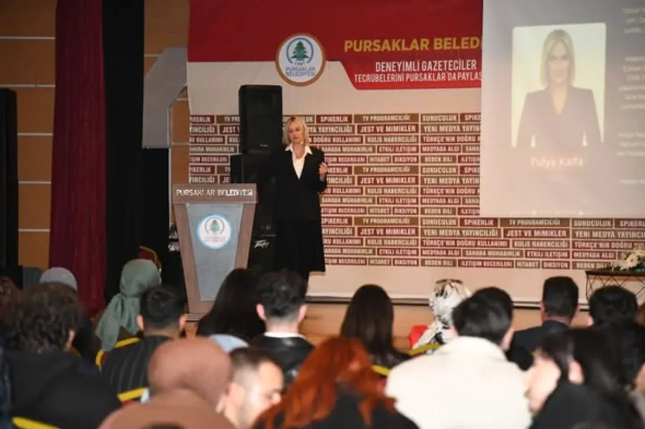 Pursaklar Belediyesi Basın Akademisi'nde Gazetecilik Deneyimleri Paylaşıldı Pursaklar Belediyesi Basın Akademisi'nde Gazetecilik Deneyimleri Paylaşıldı