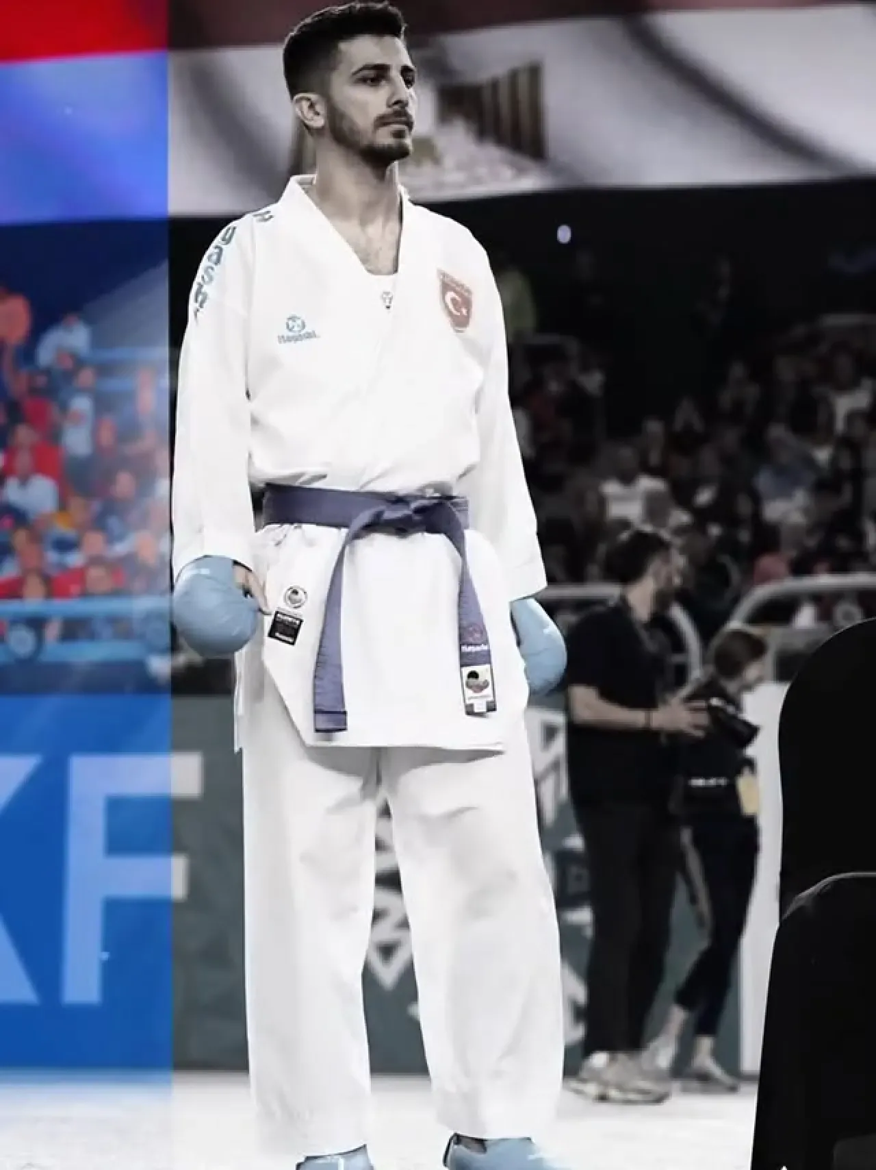 Eray Şamdan, Dünya Karate Şampiyonası'nda Altın Madalya Kazandı Eray Şamdan, Dünya Karate Şampiyonası'nda Altın Madalya Kazandı