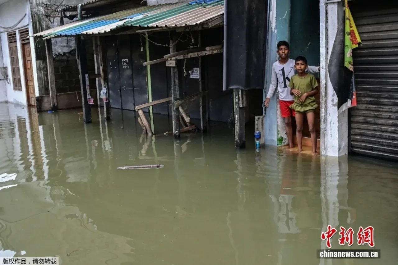 Sri Lanka'da Aşırı Hava Koşulları Nedeniyle Olağanüstü Hal İlan Edildi Sri Lanka'da Aşırı Hava Koşulları Nedeniyle Olağanüstü Hal İlan Edildi