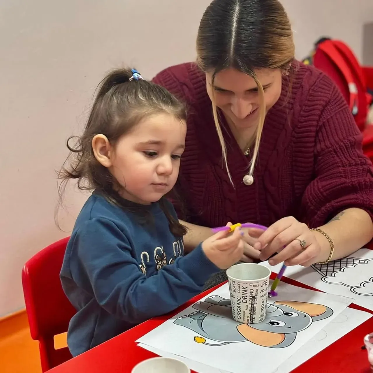 Gemlik Belediyesi Anne Çocuk Atölyesi ile Minikleri Geliştiriyor Gemlik Belediyesi Anne Çocuk Atölyesi ile Minikleri Geliştiriyor