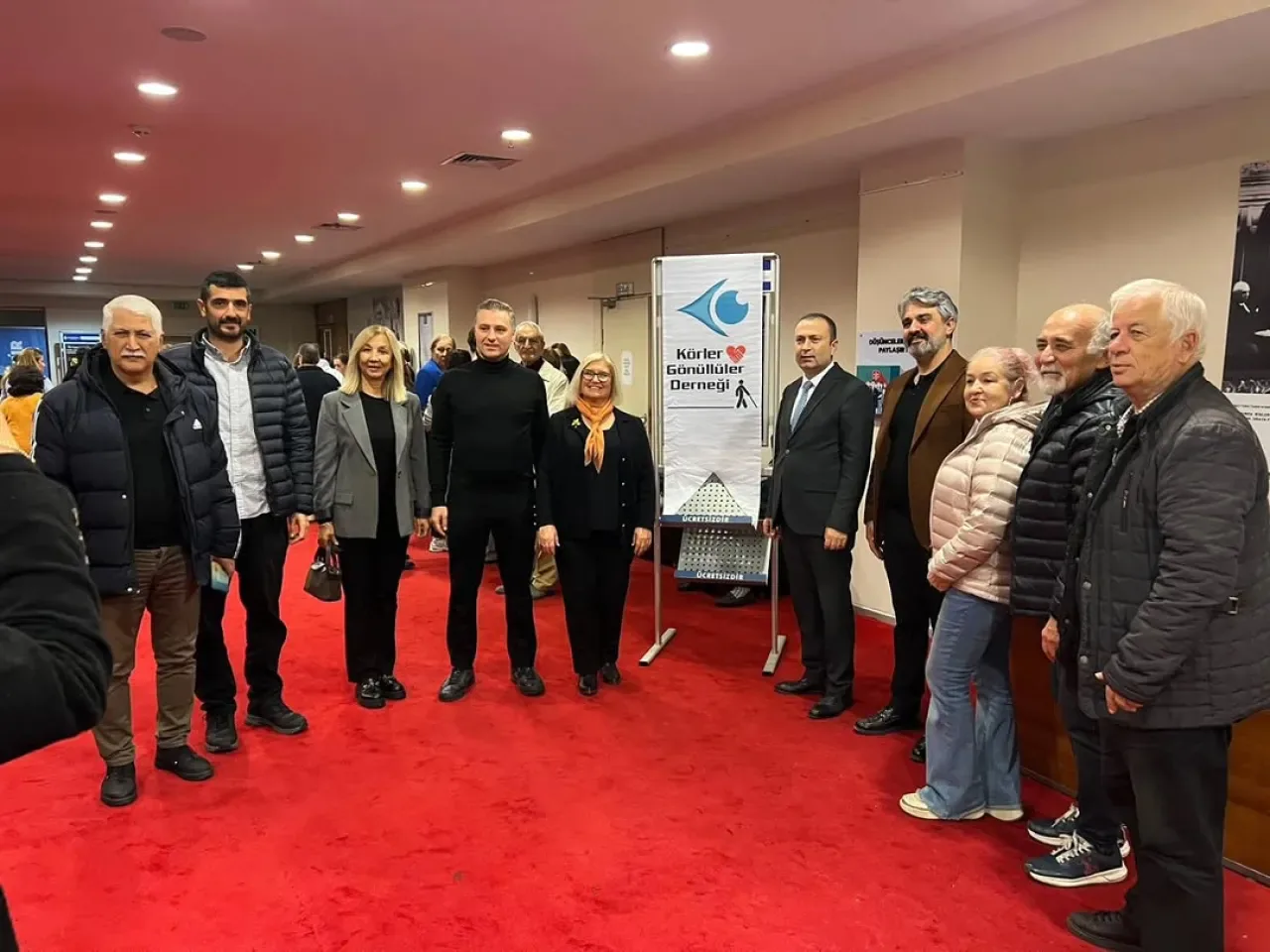 MHP Bakırköy İlçe Başkanı Turgut İnan, Körler ve Gönüller Derneği Etkinliğinde MHP Bakırköy İlçe Başkanı Turgut İnan, Körler ve Gönüller Derneği Etkinliğinde