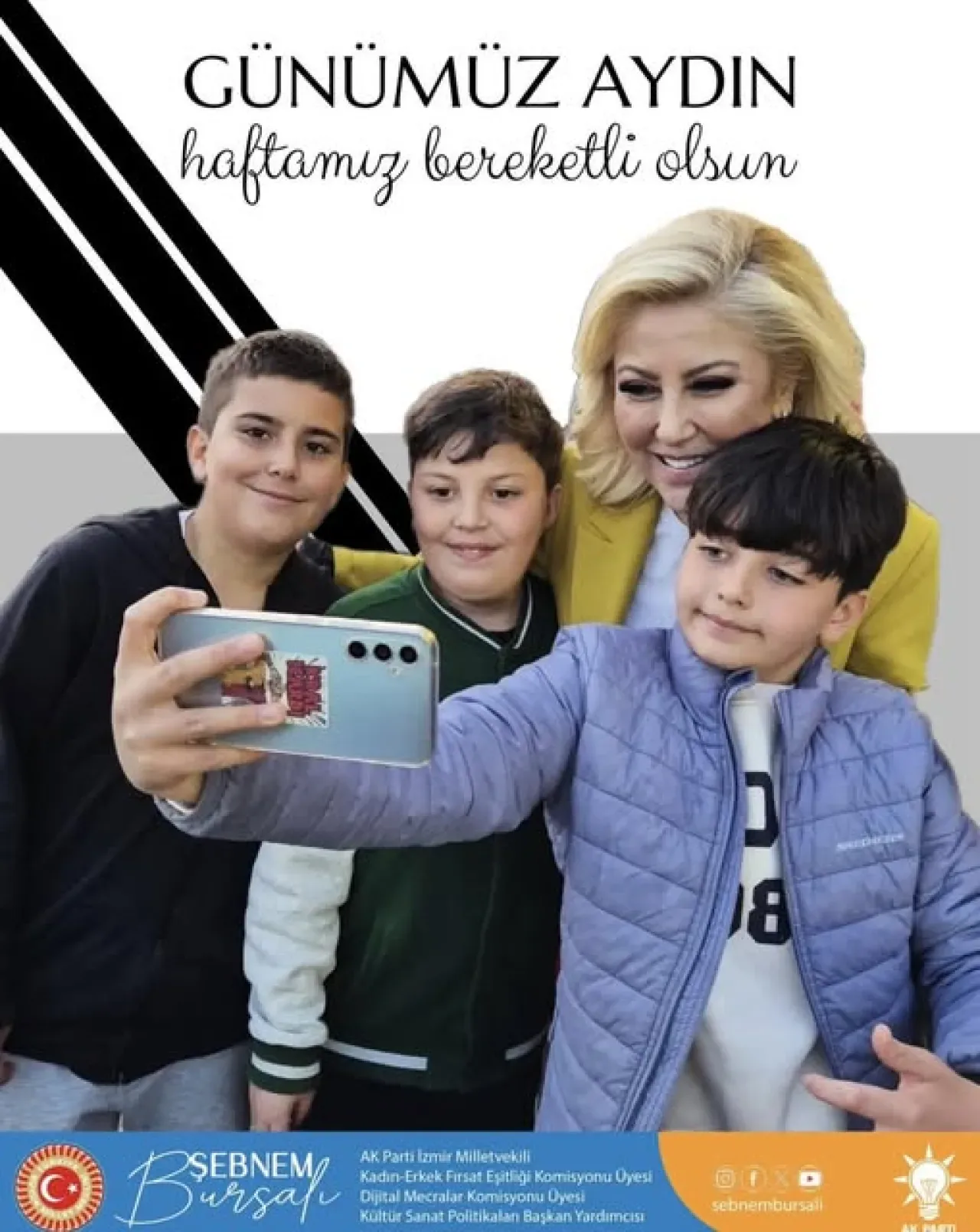 Şebnem Bursalı'dan Anlamlı Hafta Mesajı Şebnem Bursalı'dan Anlamlı Hafta Mesajı