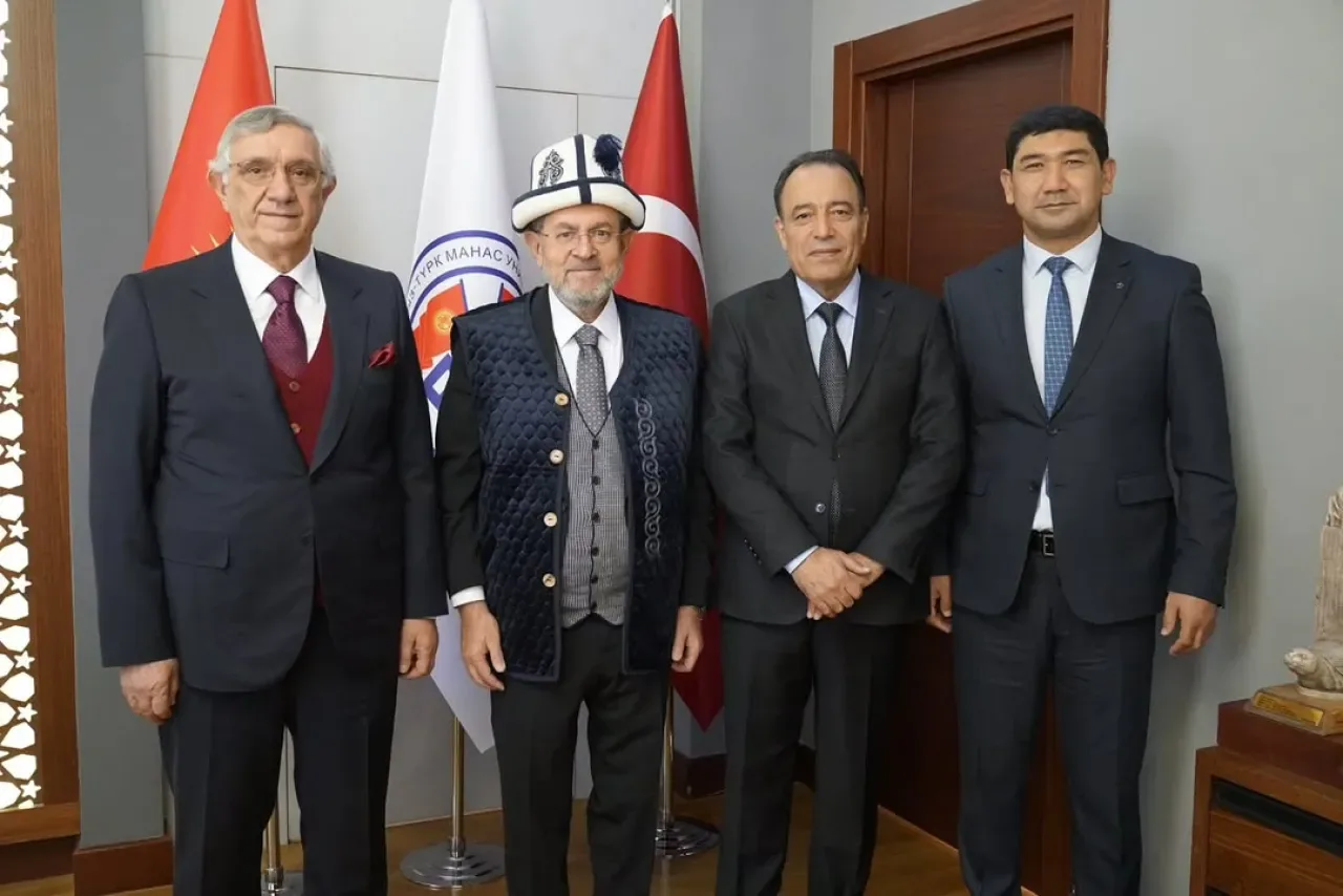 Ankara Üniversitesi Rektörü Ünüvar, Kırgızistan'da Üst Düzey Temaslarda Bulundu Ankara Üniversitesi Rektörü Ünüvar, Kırgızistan'da Üst Düzey Temaslarda Bulundu