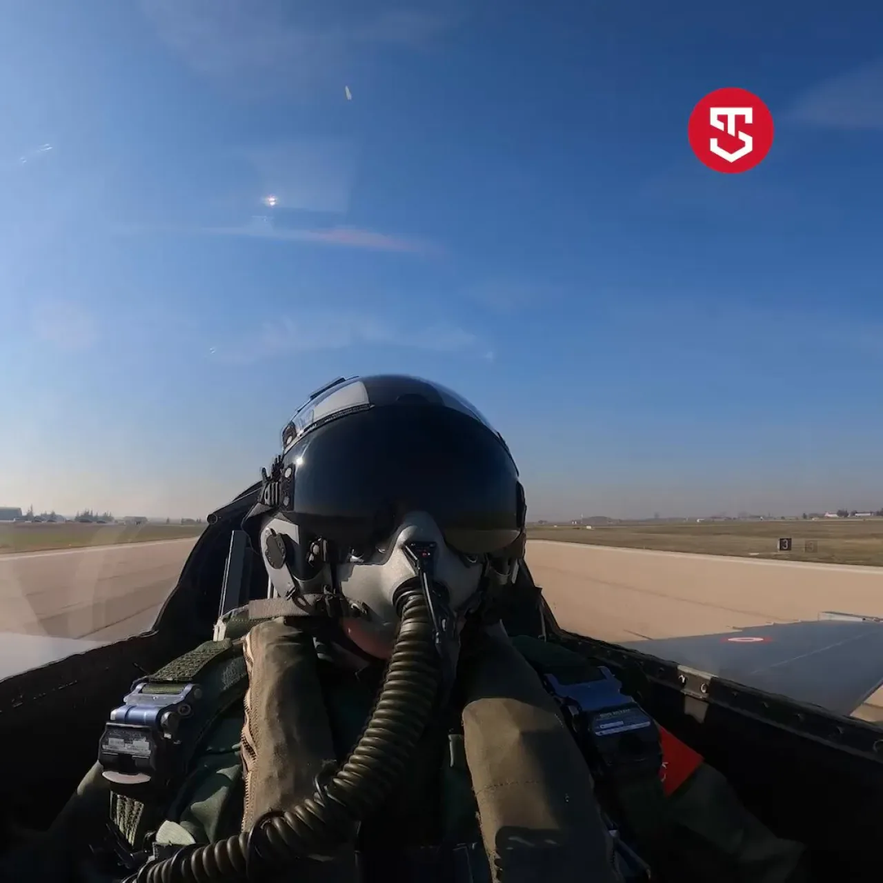 Kızılelma, F-16 Kokpitinden Havadan Havaya Füze Atışını Başarıyla Gerçekleştirdi Kızılelma, F-16 Kokpitinden Havadan Havaya Füze Atışını Başarıyla Gerçekleştirdi