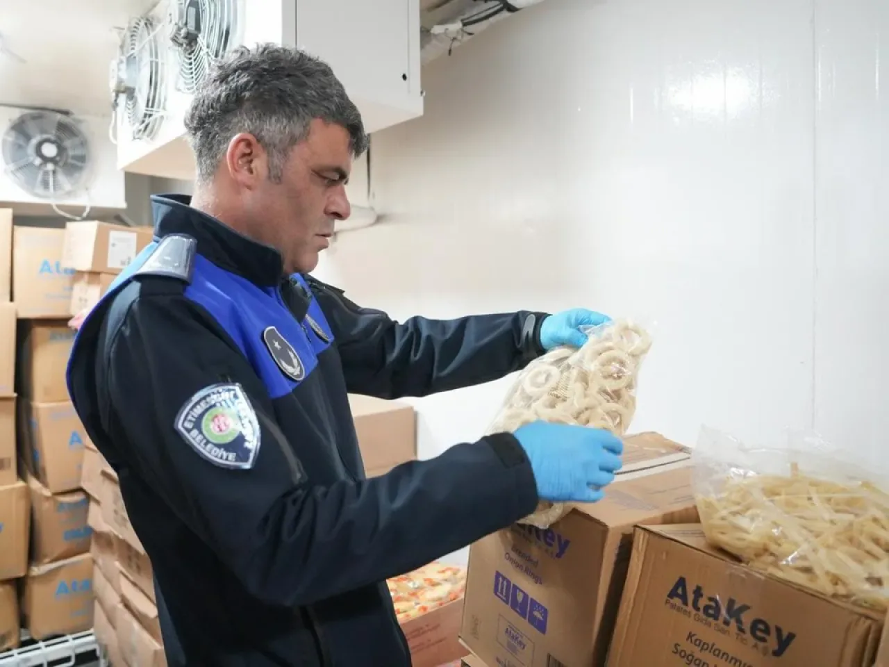 Etimesgut Belediyesi, Halk Sağlığı İçin İlçe Genelinde Kapsamlı Denetimler Gerçekleştirdi Etimesgut Belediyesi, Halk Sağlığı İçin İlçe Genelinde Kapsamlı Denetimler Gerçekleştirdi