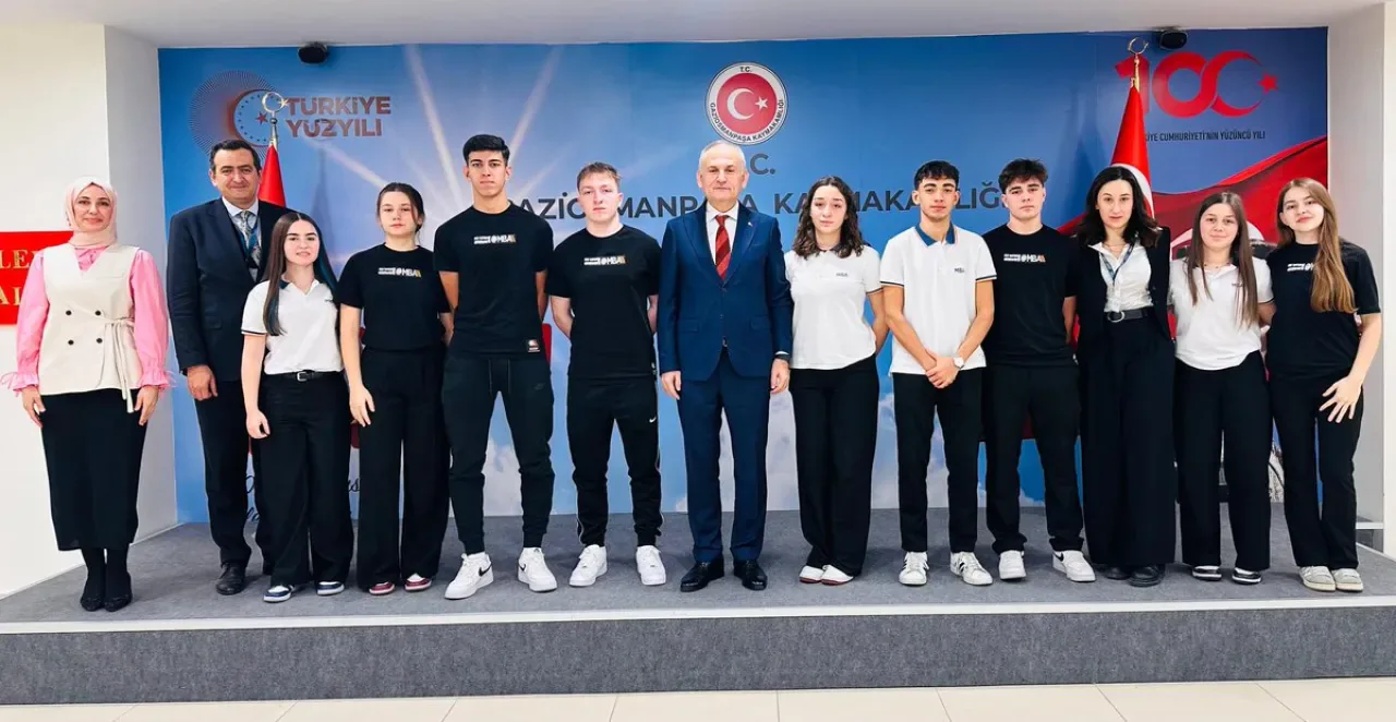 MBA Okul Müdürü ve Öğrencileri Gaziosmanpaşa Kaymakamı'nı Ziyaret Etti MBA Okul Müdürü ve Öğrencileri Gaziosmanpaşa Kaymakamı'nı Ziyaret Etti