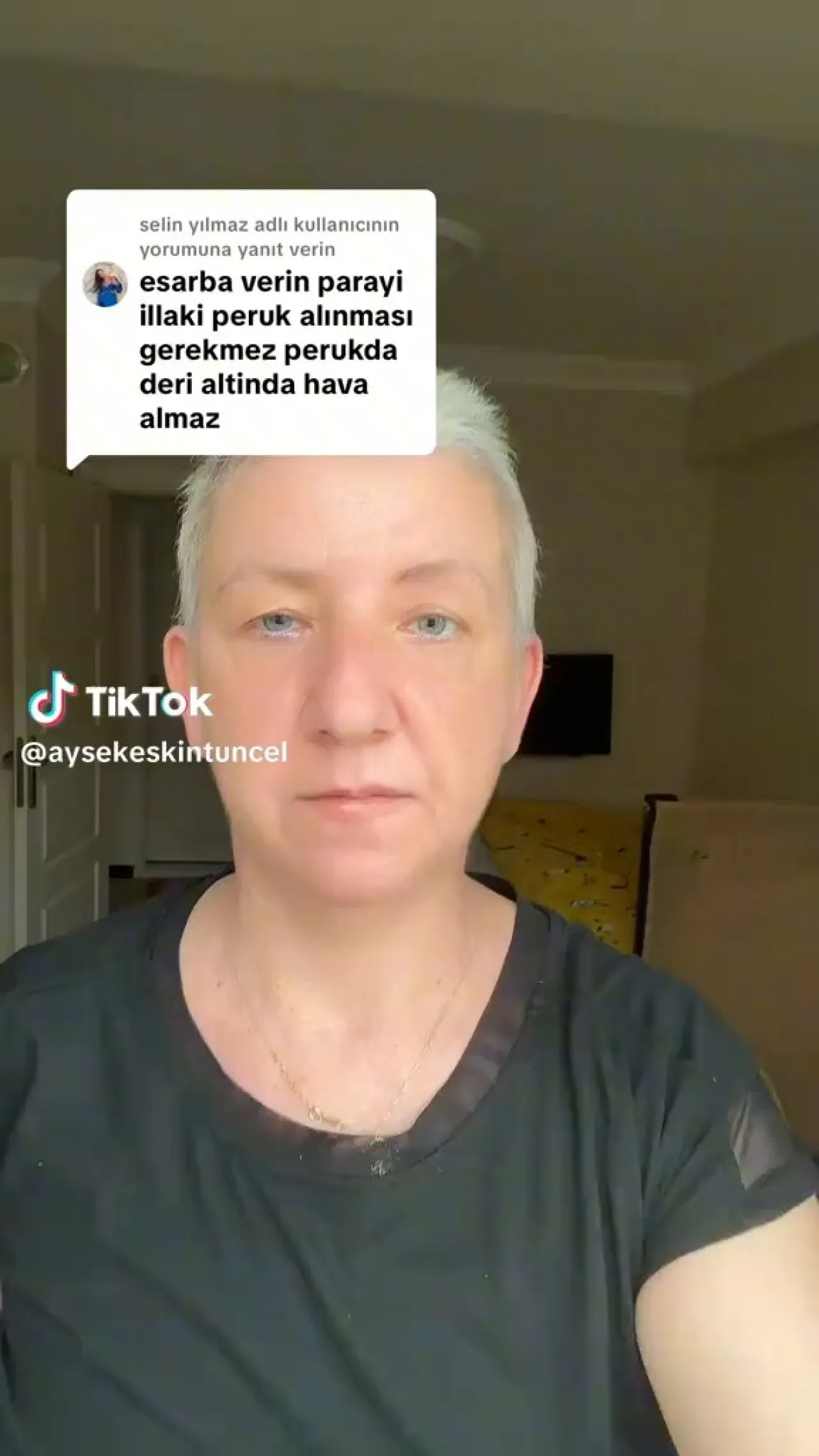 Kanser Hastasından Anlamlı Çağrı: "Peruk ile Başörtüsü Aynı Şey Değil" Kanser Hastasından Anlamlı Çağrı: "Peruk ile Başörtüsü Aynı Şey Değil"