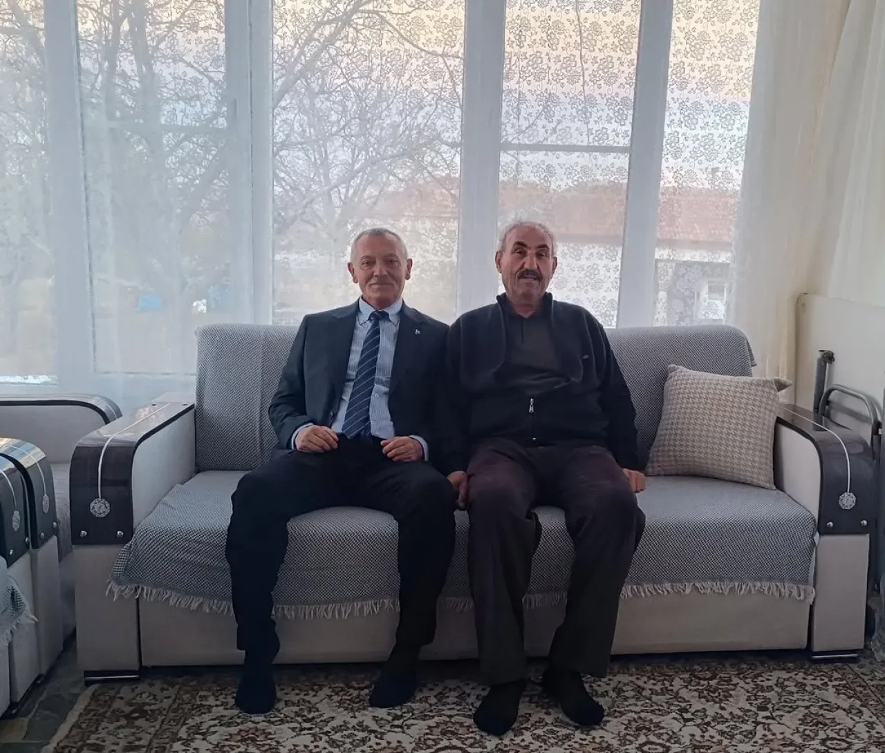 MHP Evren İlçe Teşkilatı, Hemşehrilerin Dertlerini Dinliyor MHP Evren İlçe Teşkilatı, Hemşehrilerin Dertlerini Dinliyor