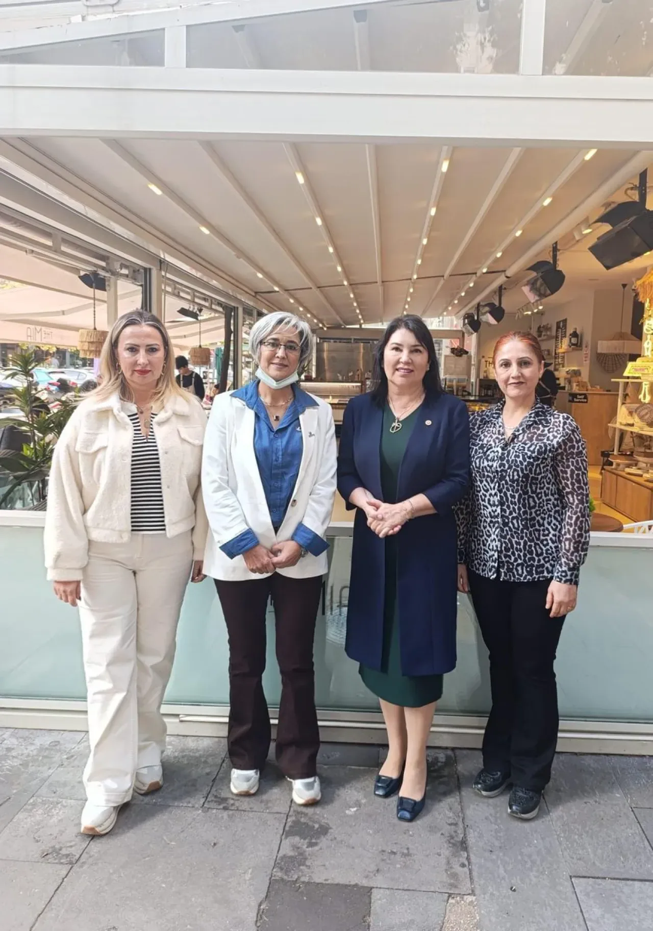 Adana'da Otizm Farkındalığı ve Özel Gereksinimli Bireyler İçin İş Birliği Toplantısı Adana'da Otizm Farkındalığı ve Özel Gereksinimli Bireyler İçin İş Birliği Toplantısı