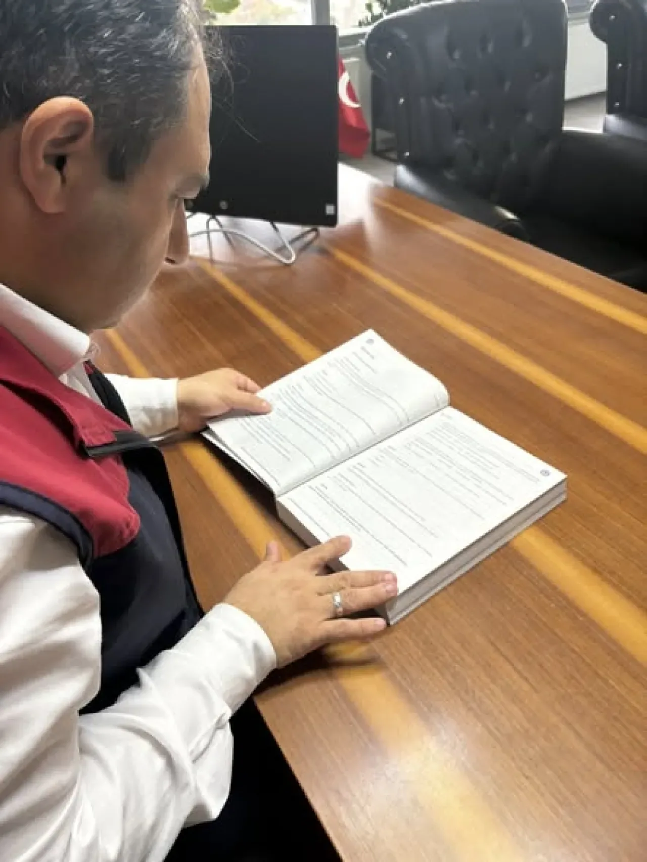 Eğitim-Bir-Sen İstanbul 4 Nolu Şube'den Sınav Hazırlık Kitapları Desteği Eğitim-Bir-Sen İstanbul 4 Nolu Şube'den Sınav Hazırlık Kitapları Desteği