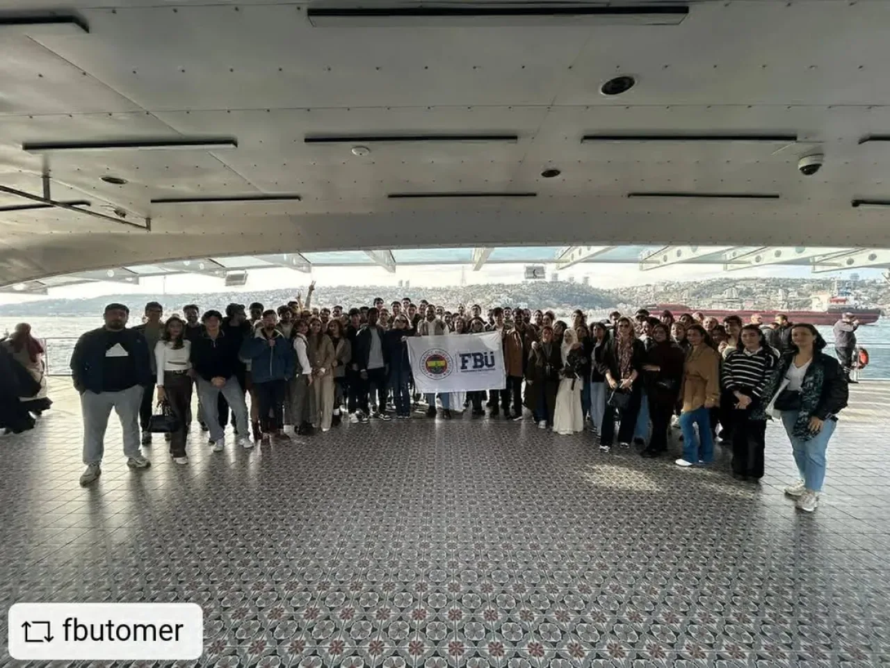 Fenerbahçe Üniversitesi'nden Uluslararası Öğrencilere Boğaz Turu Fenerbahçe Üniversitesi'nden Uluslararası Öğrencilere Boğaz Turu