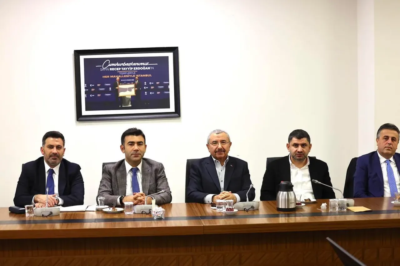 AK Parti İstanbul Milletvekili İsmail Erdem: İBB'deki İddianame Organize Suç Örgütünü Tarif Ediyor AK Parti İstanbul Milletvekili İsmail Erdem: İBB'deki İddianame Organize Suç Örgütünü Tarif Ediyor