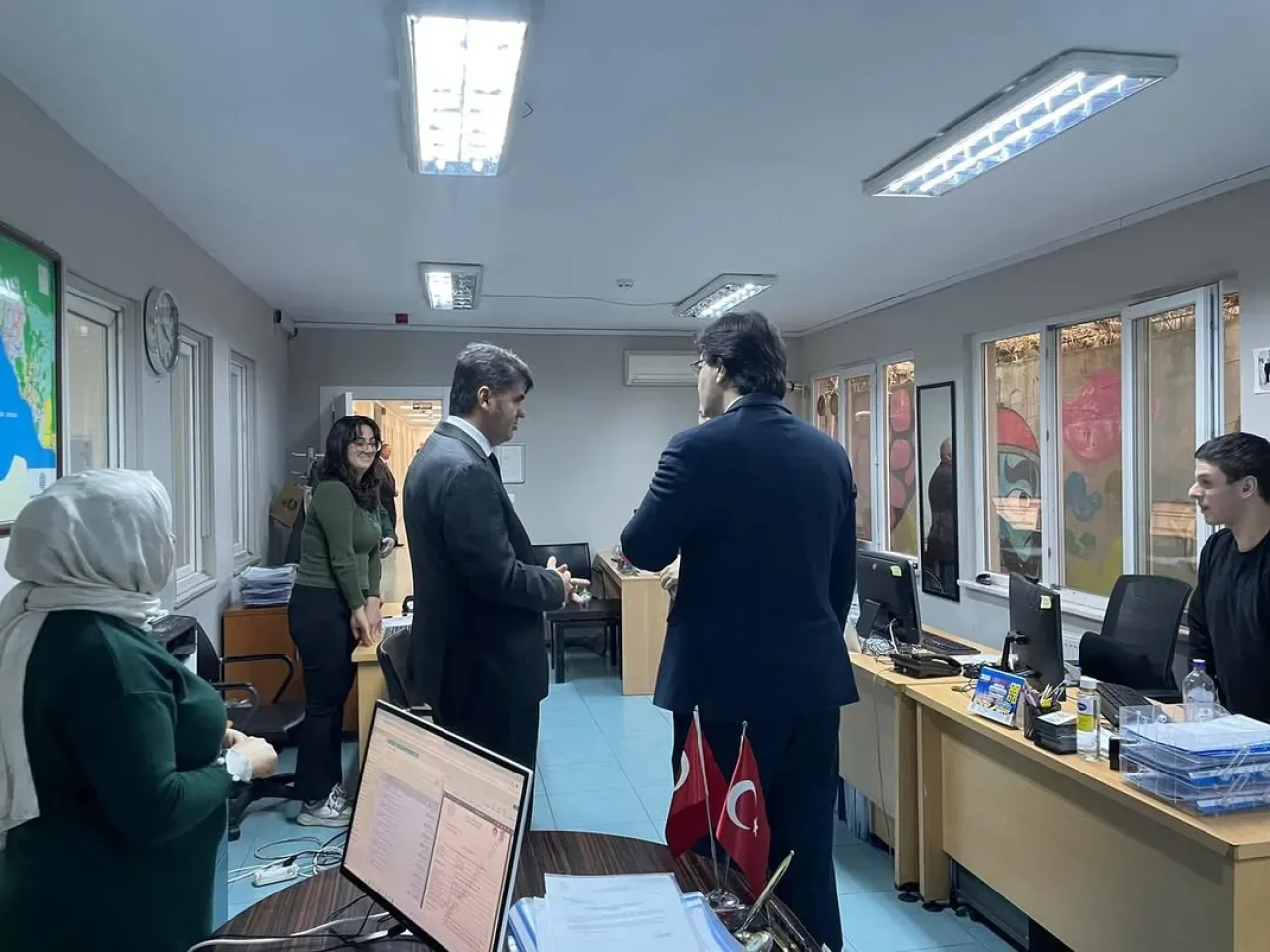 Sarıyer Kaymakamı Ömer Kalaylı, İlçe Milli Eğitim Müdürlüğü'nü Ziyaret Etti Sarıyer Kaymakamı Ömer Kalaylı, İlçe Milli Eğitim Müdürlüğü'nü Ziyaret Etti