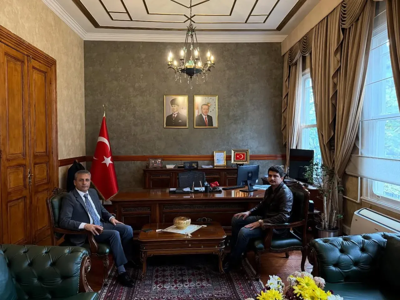 Hatay Vali Yardımcısı Resul Yıldırım, Kadıköy Kaymakamı'nı Ziyaret Etti Hatay Vali Yardımcısı Resul Yıldırım, Kadıköy Kaymakamı'nı Ziyaret Etti
