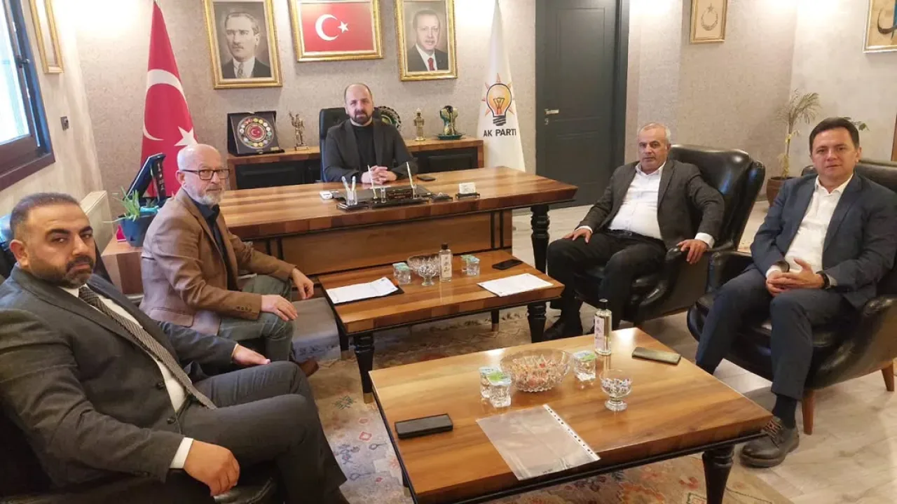 AK Parti Gölbaşı'nda Aylık Meclis Grup Toplantısı Gerçekleştirildi AK Parti Gölbaşı'nda Aylık Meclis Grup Toplantısı Gerçekleştirildi