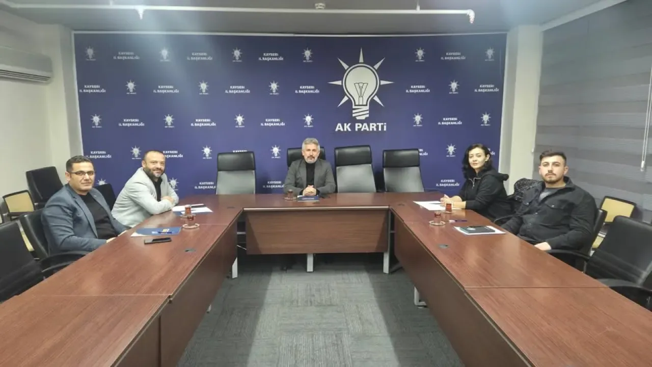 AK Parti Kayseri'de Türk Devletleri İlişkileri Birim Toplantısı Yapıldı AK Parti Kayseri'de Türk Devletleri İlişkileri Birim Toplantısı Yapıldı