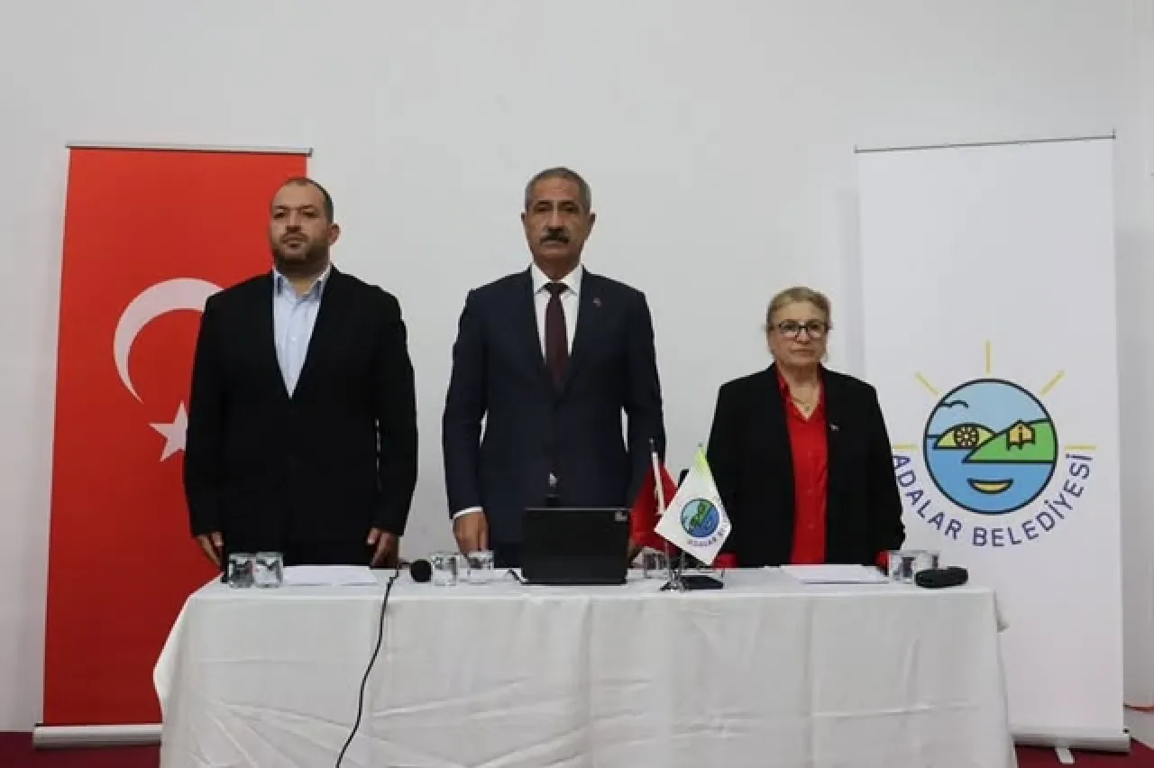Adalar Belediye Meclisi, Aralık Ayı Toplantısını Büyükada'da Gerçekleştirdi Adalar Belediye Meclisi, Aralık Ayı Toplantısını Büyükada'da Gerçekleştirdi