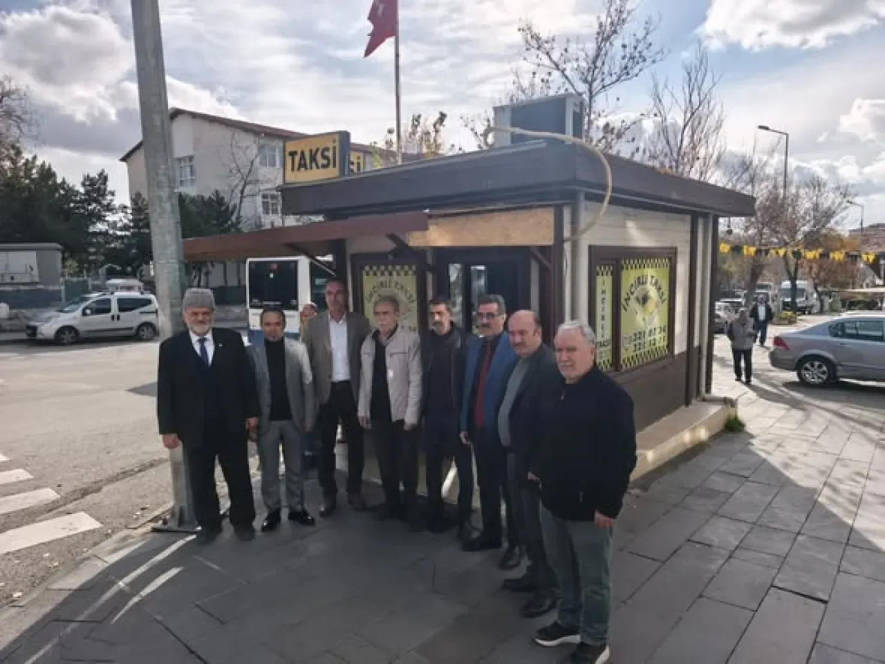 Saadet Partisi Ankara'dan Taksicilerin Sorunlarını Dinledi Saadet Partisi Ankara'dan Taksicilerin Sorunlarını Dinledi