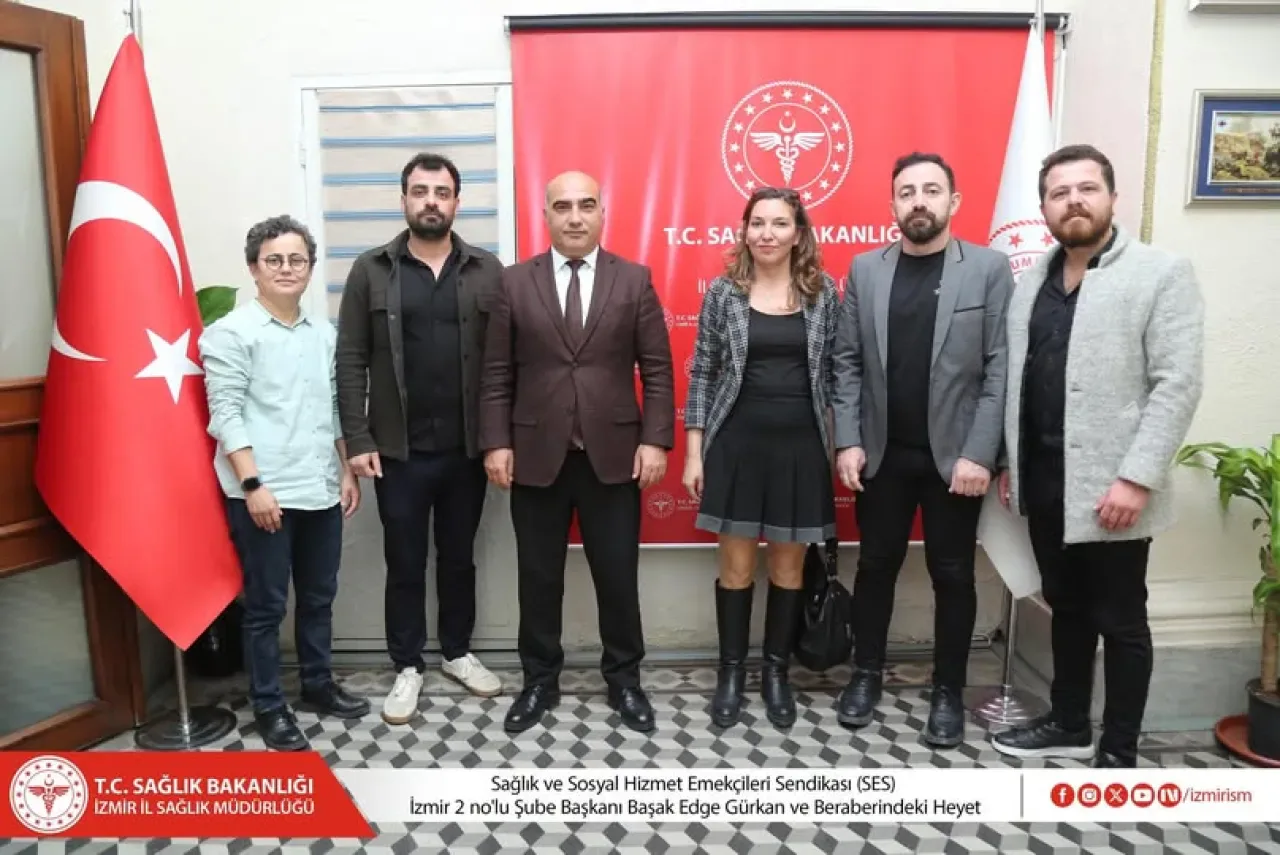 Sağlık Emekçileri Sendikası İzmir İl Sağlık Müdürü'nü Ziyaret Etti Sağlık Emekçileri Sendikası İzmir İl Sağlık Müdürü'nü Ziyaret Etti