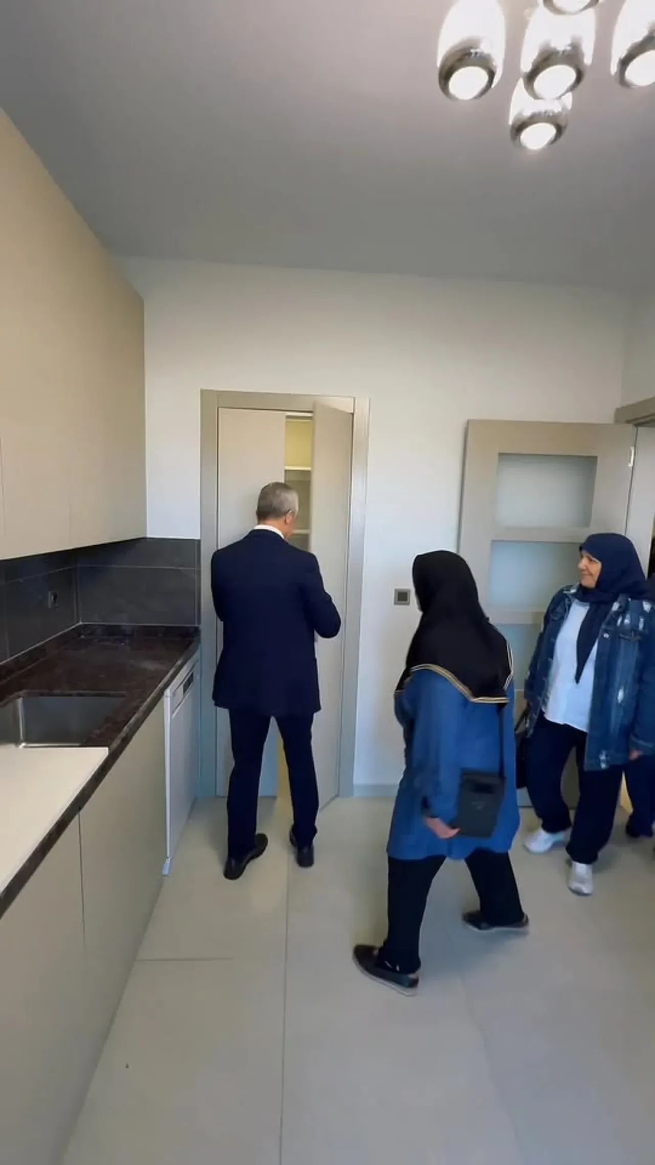 Şahinbey Belediyesi 3.414 Konut İnşaatını Başlattı, Örnek Daire Ailelerle Buluştu Şahinbey Belediyesi 3.414 Konut İnşaatını Başlattı, Örnek Daire Ailelerle Buluştu