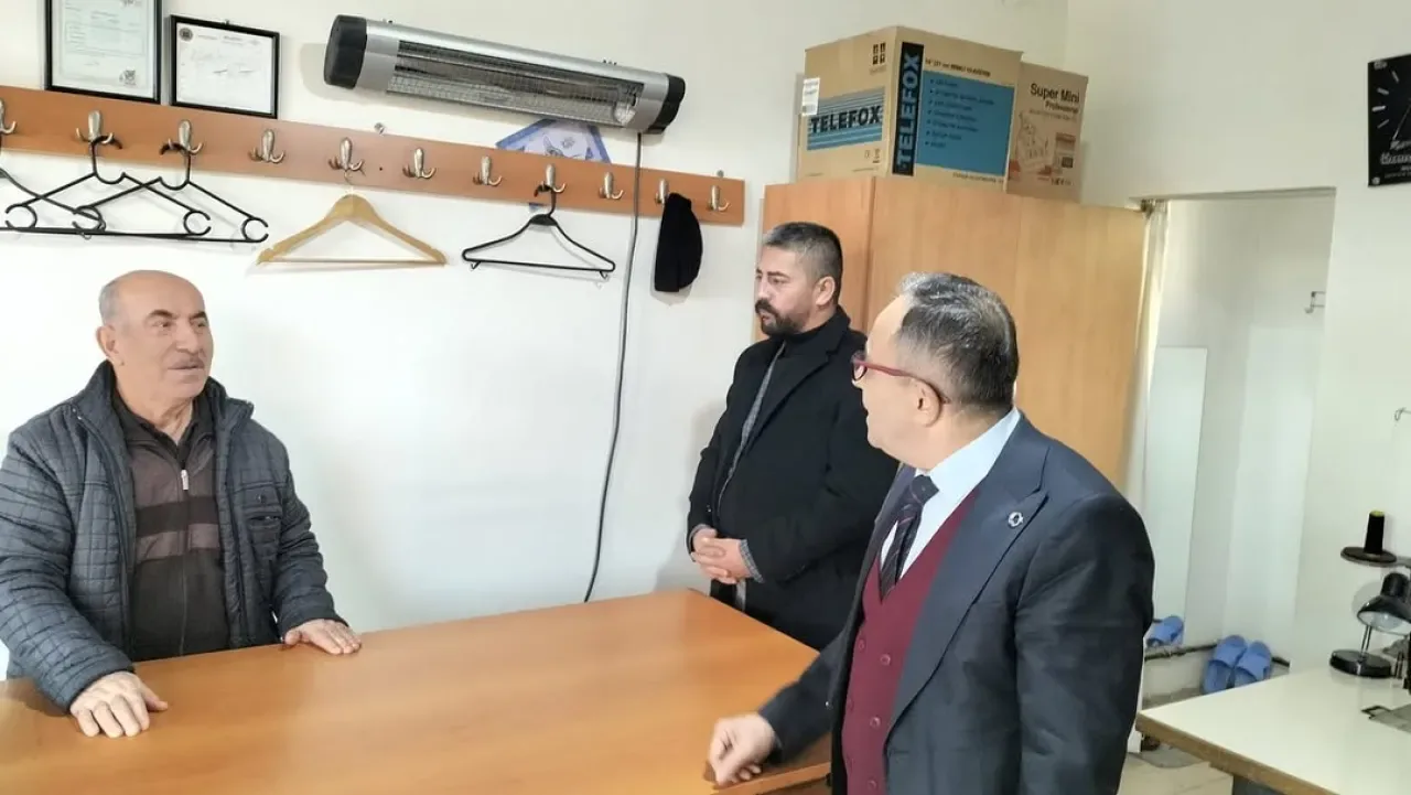MHP Yenimahalle İlçe Başkanlığı Batıkent'te Esnaf Ziyareti Gerçekleştirdi MHP Yenimahalle İlçe Başkanlığı Batıkent'te Esnaf Ziyareti Gerçekleştirdi