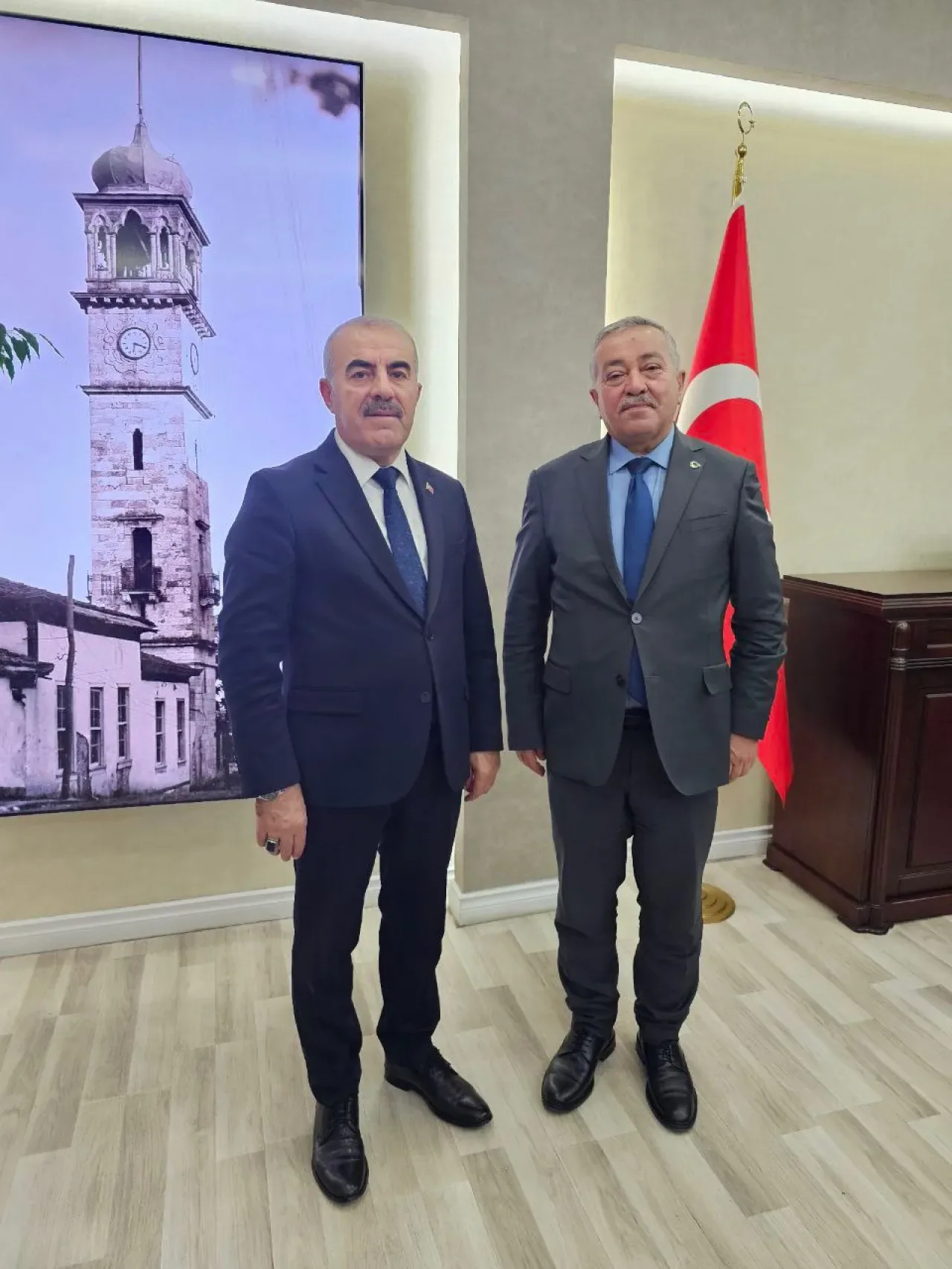 Balıkesir İl Milli Eğitim Müdürü Murat Demir, Karesi Kaymakamı Metin Arslanbaş'a Veda Ziyaretinde Bulundu Balıkesir İl Milli Eğitim Müdürü Murat Demir, Karesi Kaymakamı Metin Arslanbaş'a Veda Ziyaretinde Bulundu