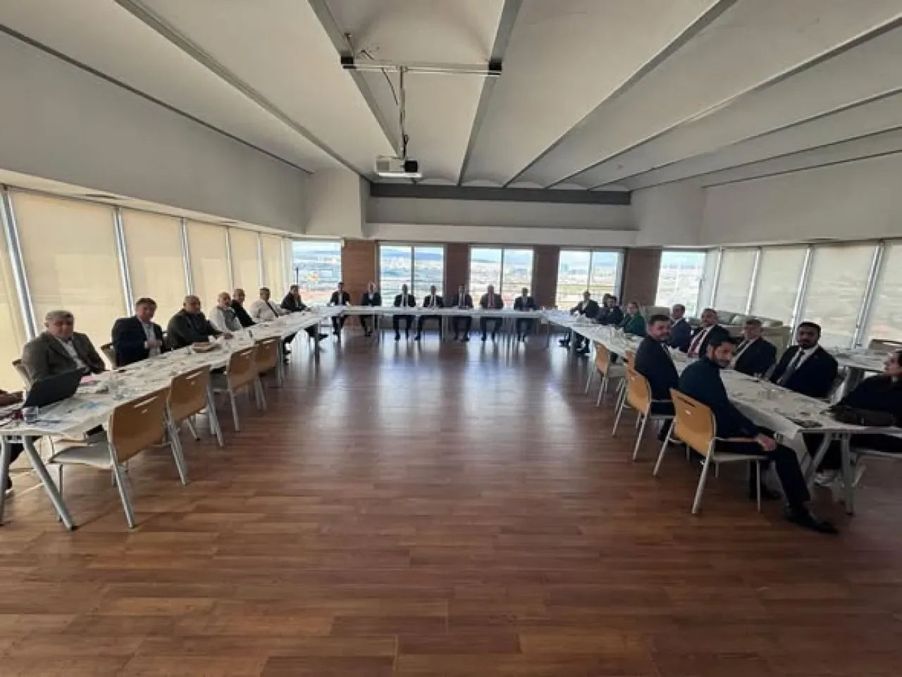 AK Parti Şahinbey'de Aralık Ayı Meclis Toplantısı Öncesi Görüş Alışverişi AK Parti Şahinbey'de Aralık Ayı Meclis Toplantısı Öncesi Görüş Alışverişi