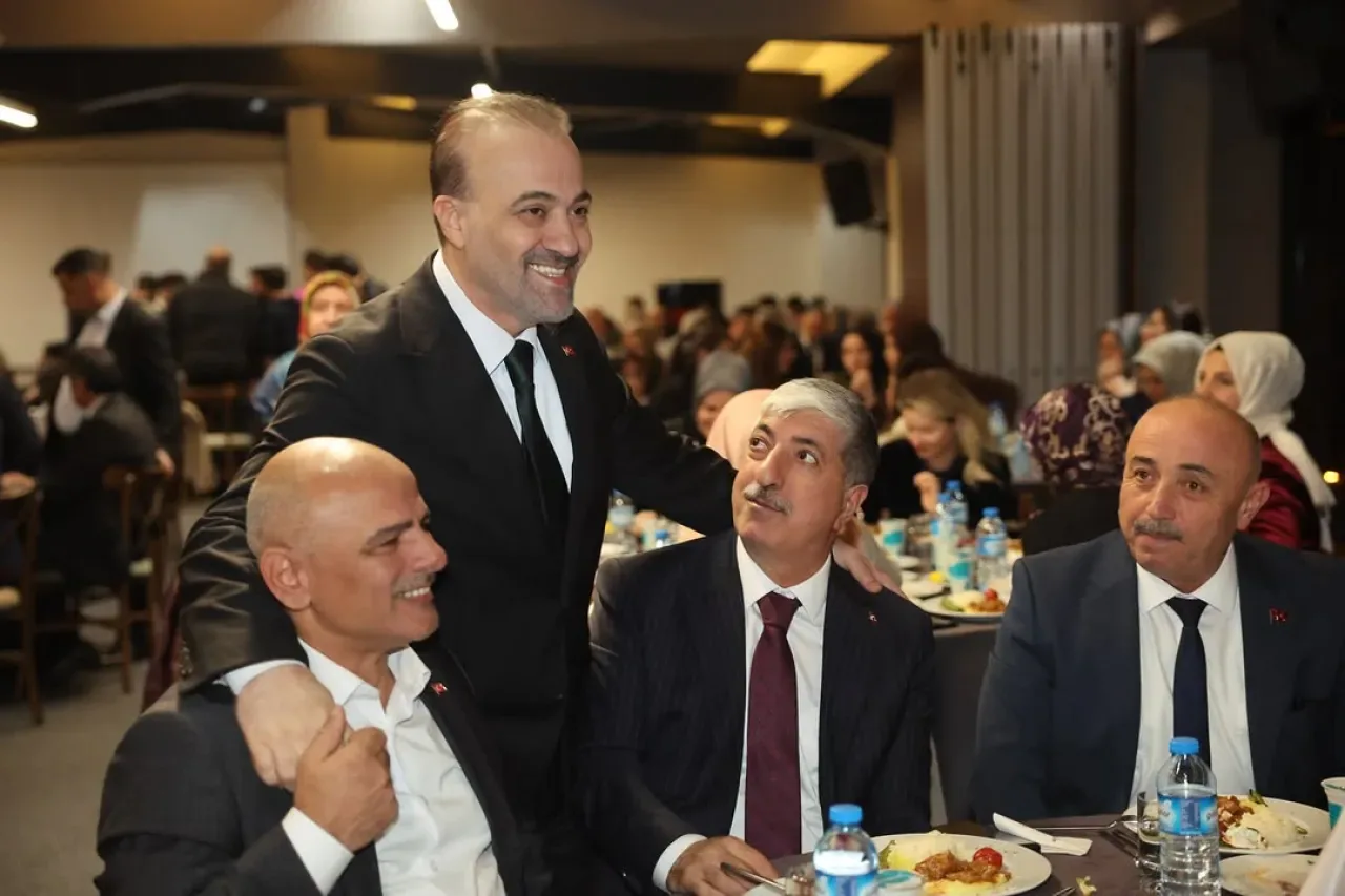 Körfez Belediye Başkanı Şener Söğüt, AK Parti Kocaeli Danışma Meclisi Toplantısına Katıldı Körfez Belediye Başkanı Şener Söğüt, AK Parti Kocaeli Danışma Meclisi Toplantısına Katıldı