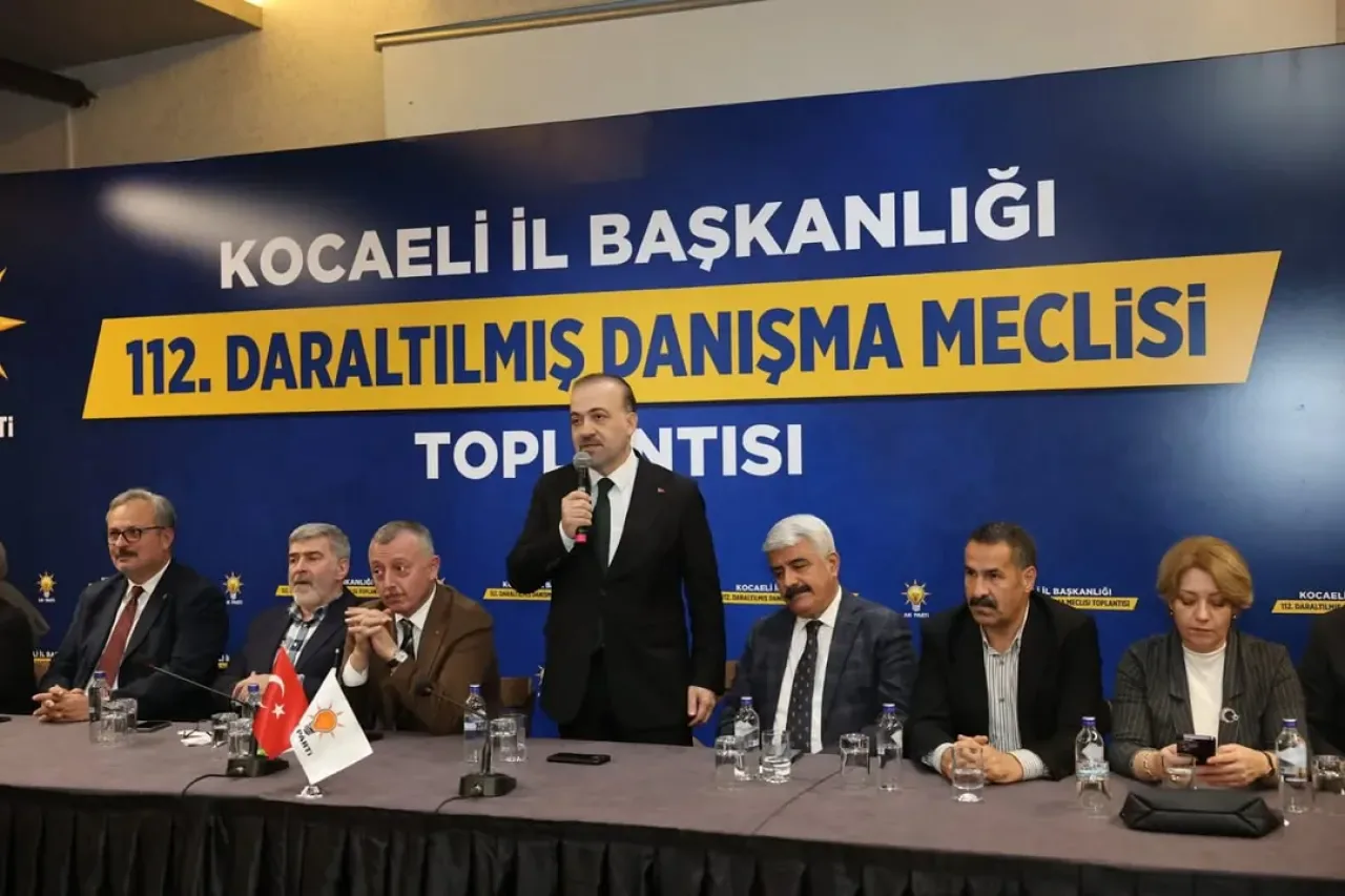 AK Parti Kocaeli'nde 112. Daraltılmış Danışma Meclisi Toplantısı Gerçekleştirildi AK Parti Kocaeli'nde 112. Daraltılmış Danışma Meclisi Toplantısı Gerçekleştirildi