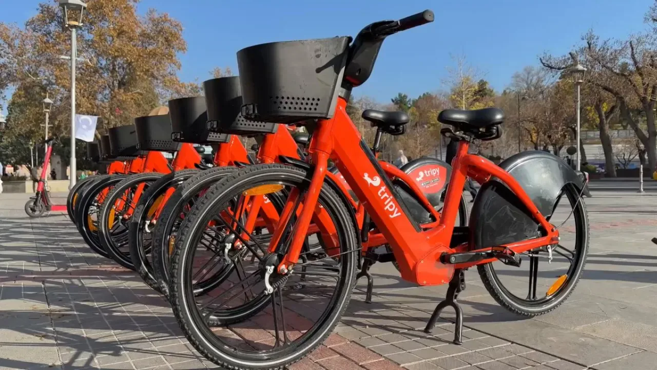 Konya'da Paylaşımlı Elektrikli Bisiklet Dönemi Başladı Konya'da Paylaşımlı Elektrikli Bisiklet Dönemi Başladı