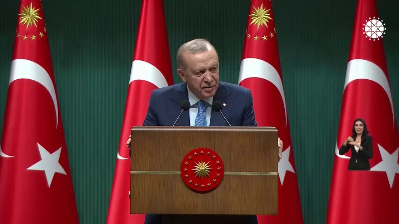Türkiye Ekonomisi 21 Çeyrektir Büyüyor: 2028 Hedefi 1,9 Trilyon Dolar Türkiye Ekonomisi 21 Çeyrektir Büyüyor: 2028 Hedefi 1,9 Trilyon Dolar
