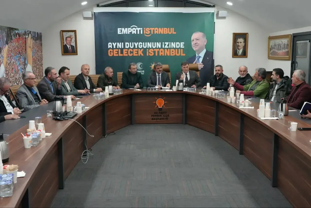 AK Parti Pendik İlçe Teşkilatı Mahalle Başkanları İstişare Toplantısı'nı Gerçekleştirdi AK Parti Pendik İlçe Teşkilatı Mahalle Başkanları İstişare Toplantısı'nı Gerçekleştirdi