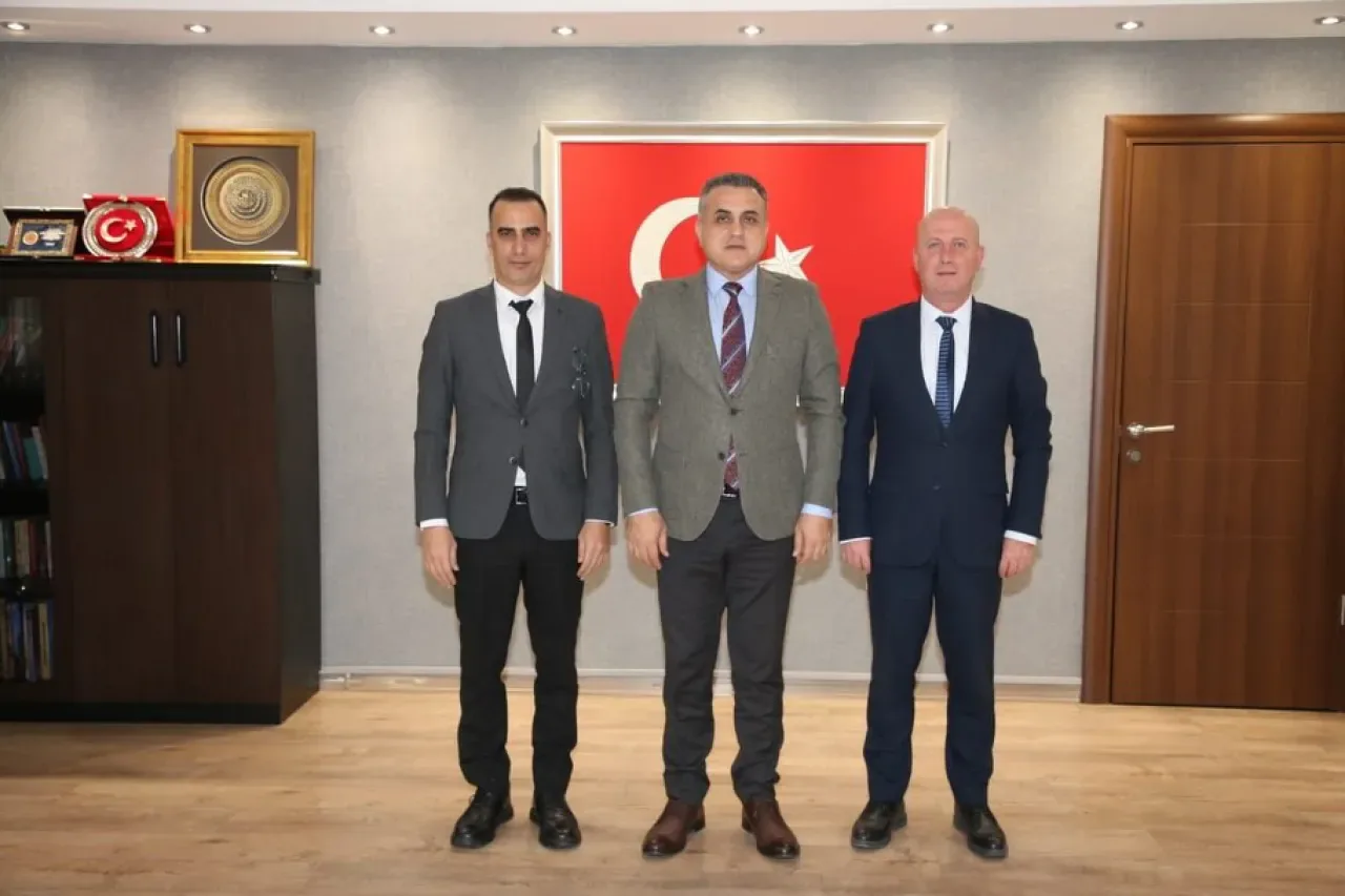 Küçükçekmece'de Tapu Müdürlüğünde Görev Değişimi Küçükçekmece'de Tapu Müdürlüğünde Görev Değişimi