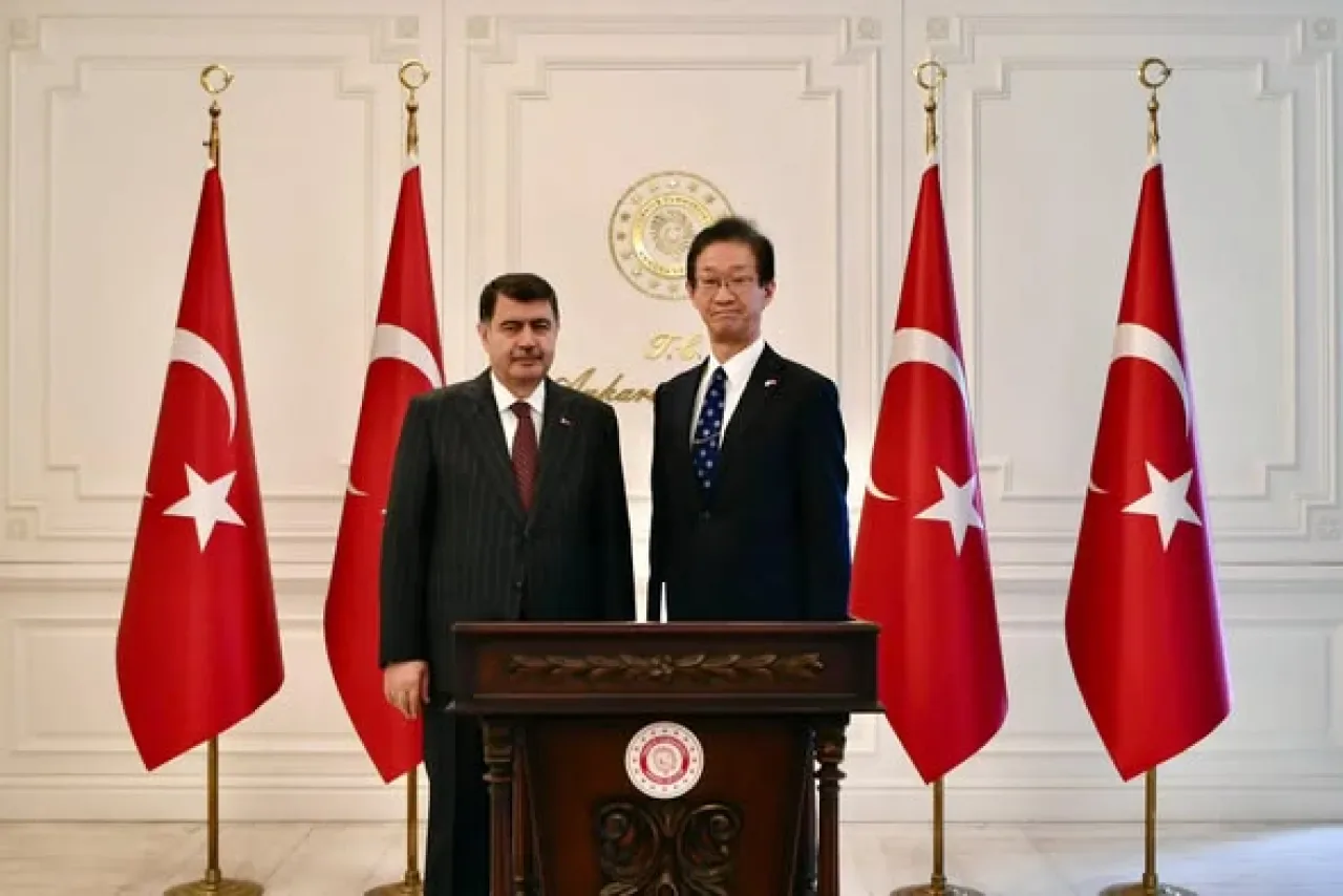 Japonya'nın Yeni Ankara Büyükelçisi, Vali Şahin'i Ziyaret Etti Japonya'nın Yeni Ankara Büyükelçisi, Vali Şahin'i Ziyaret Etti