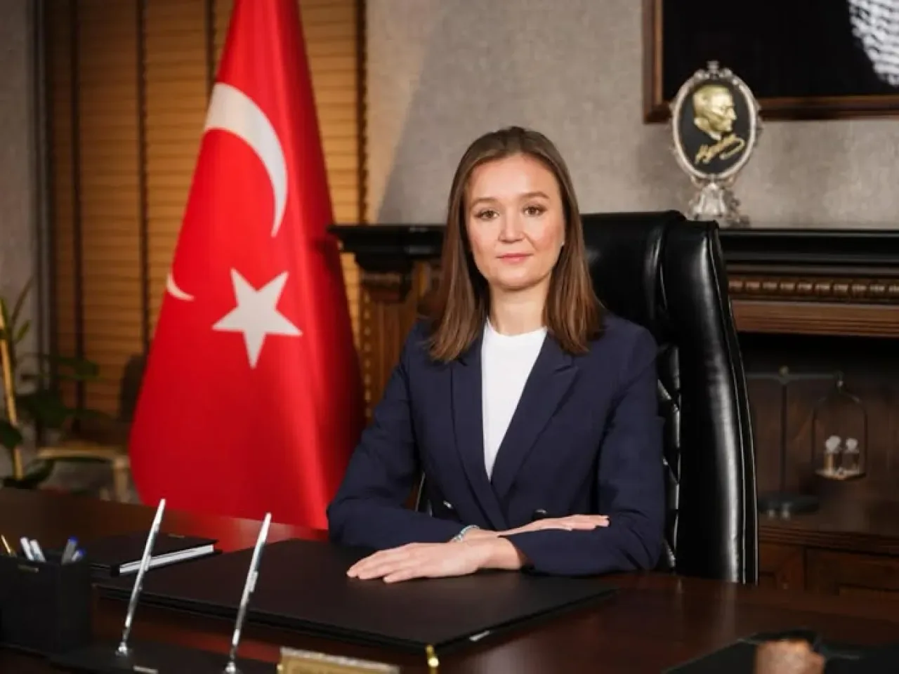 Manisa Şehzadeler Belediye Başkanı Gülşah Durbay'ın Tedavisi Yoğun Bakımda Sürüyor Manisa Şehzadeler Belediye Başkanı Gülşah Durbay'ın Tedavisi Yoğun Bakımda Sürüyor
