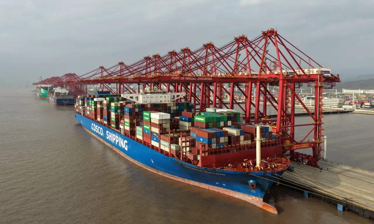 Ningbo Zhoushan Limanı, Yıllık 40 Milyon Konteyner Eşiğini Aştı Ningbo Zhoushan Limanı, Yıllık 40 Milyon Konteyner Eşiğini Aştı