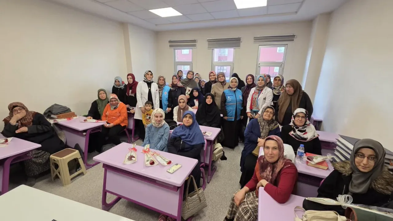Konya'da Dünya Engelliler Günü'nde Engelli Öğrencilerle Anlamlı Buluşma Konya'da Dünya Engelliler Günü'nde Engelli Öğrencilerle Anlamlı Buluşma