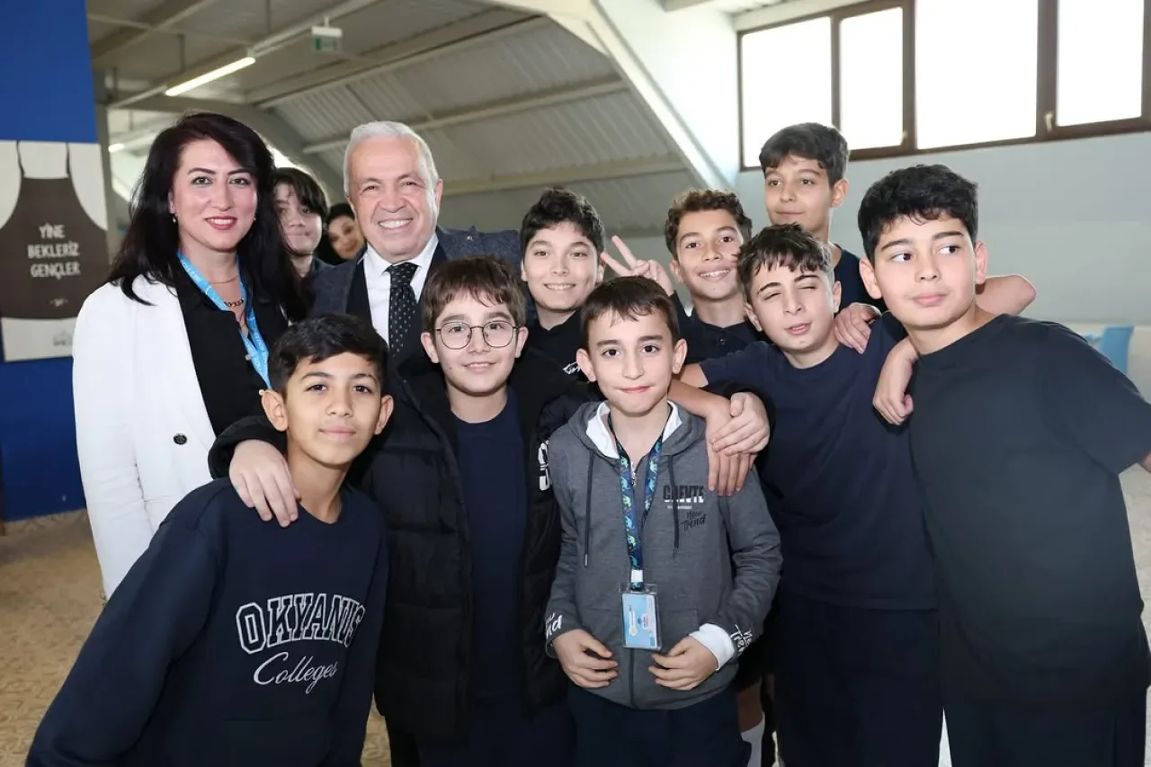 Nilüfer Belediyespor ile Okyanus Kolejleri'nden Genç Sporculara Eğitim ve Spor İş Birliği Nilüfer Belediyespor ile Okyanus Kolejleri'nden Genç Sporculara Eğitim ve Spor İş Birliği