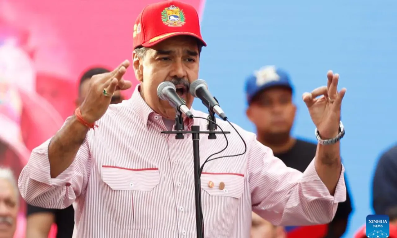 Trump'tan Maduro'ya İktidarı Bırakması İçin Ültimatom Trump'tan Maduro'ya İktidarı Bırakması İçin Ültimatom