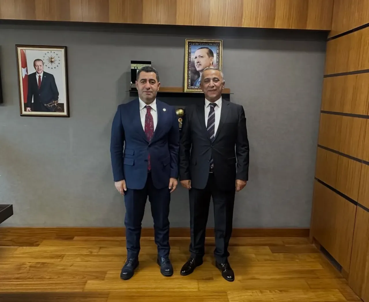 Gaziantep Milletvekili Bozgeyik, İl Tarım Müdürlüğü'nü Ziyaret Etti Gaziantep Milletvekili Bozgeyik, İl Tarım Müdürlüğü'nü Ziyaret Etti